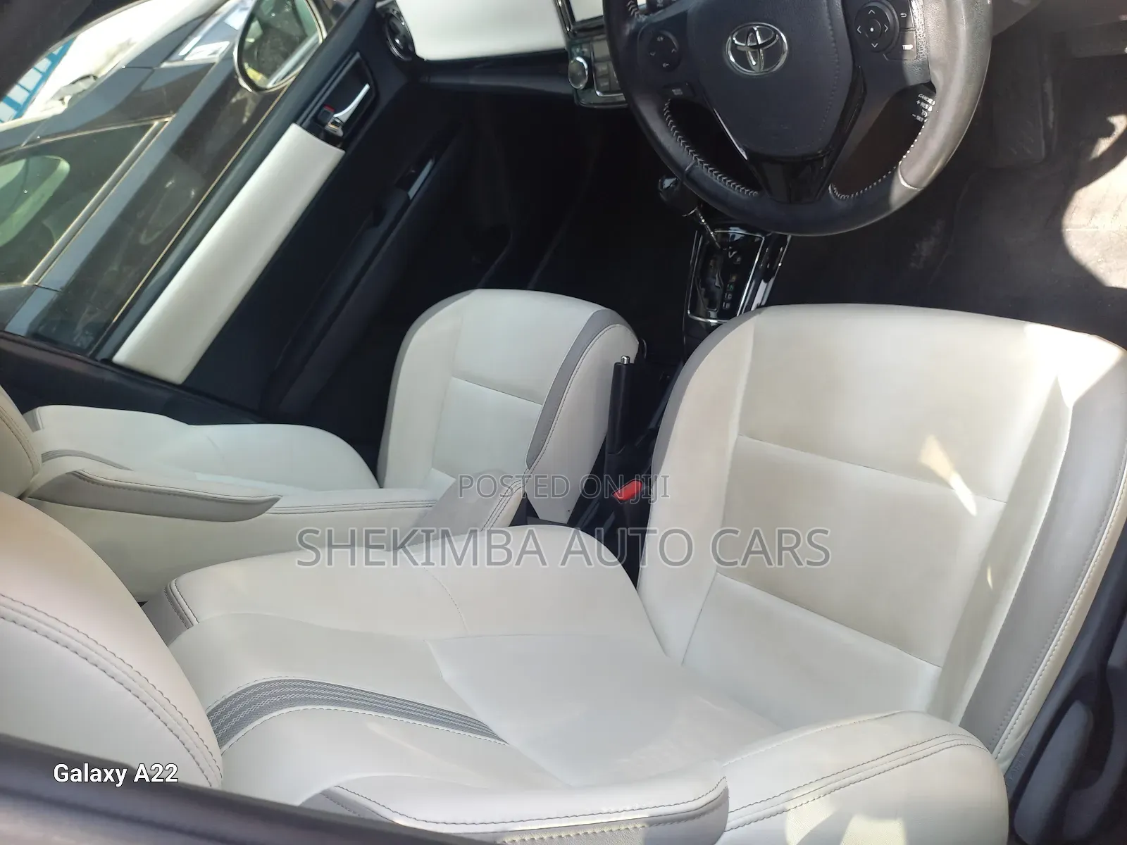 Toyota Corolla Fielder 1.5 Hybrid FWD 2019 Purple