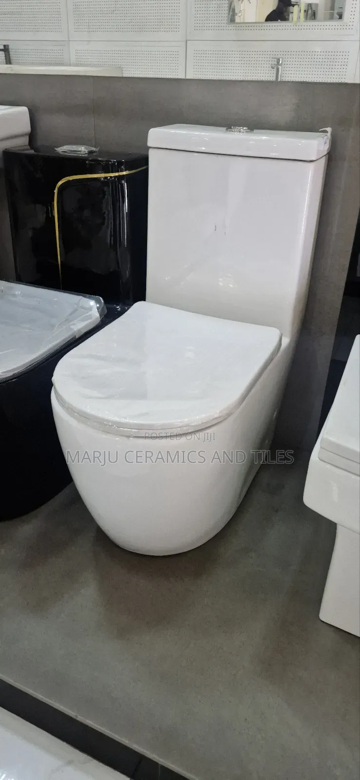 I Piece Round Toilet