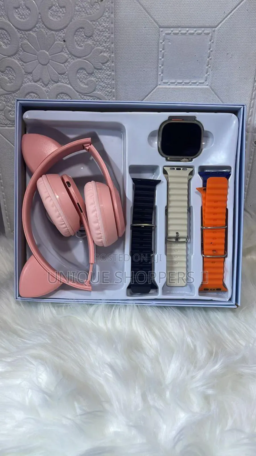 *Smart Watch With Headsets*