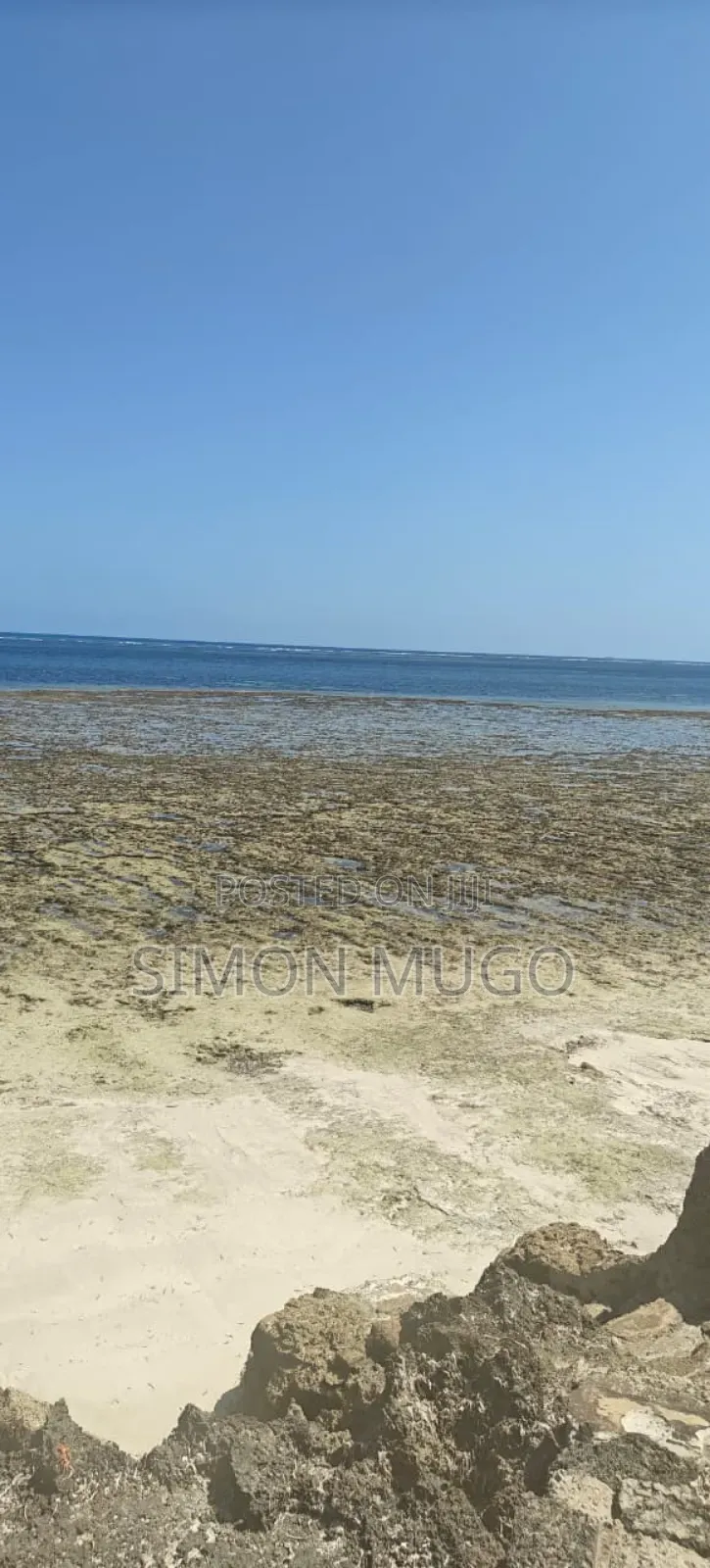North Coast Mtwapa Hotel On 2.5 Acres With Sea Frontage Next Pangoni