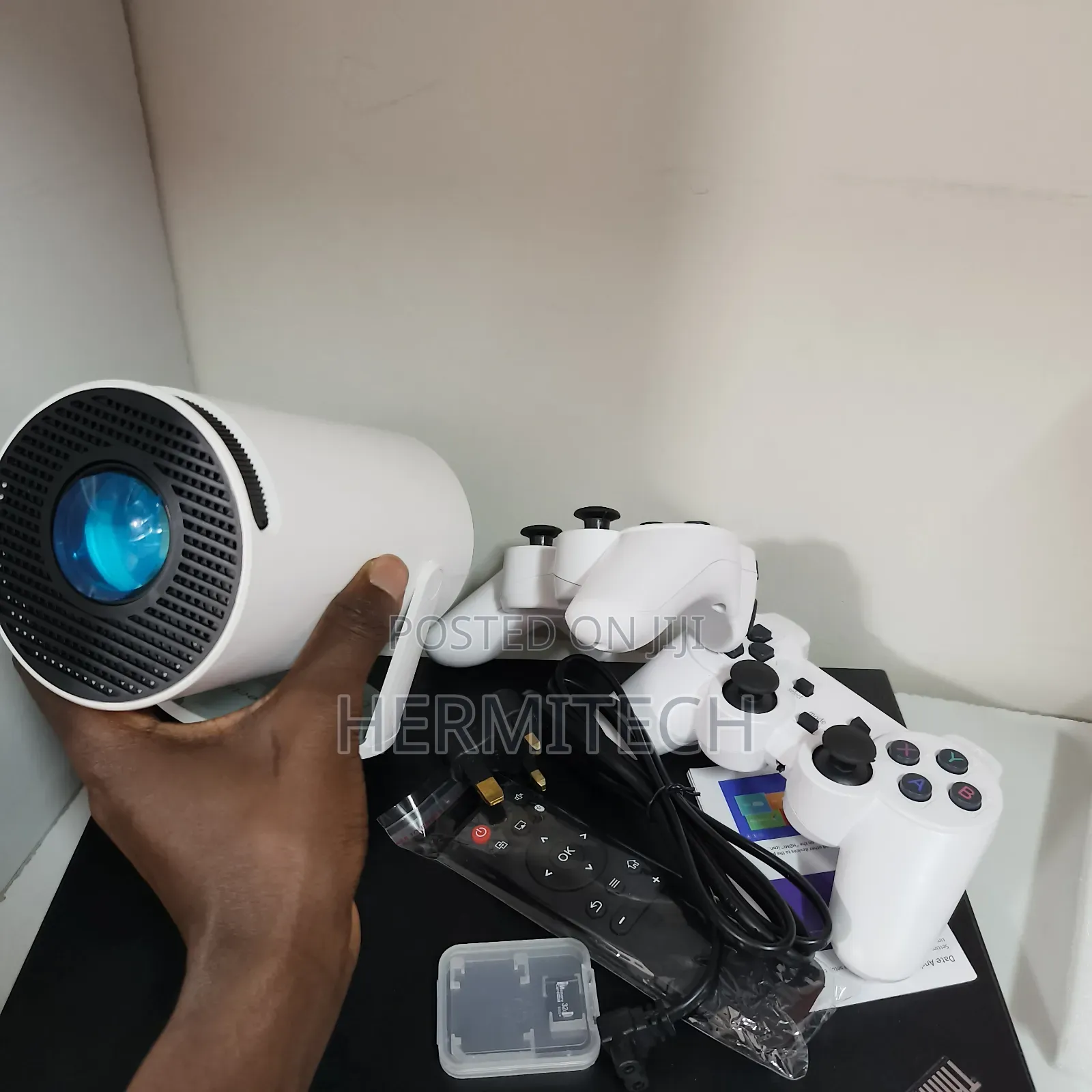 Hy300 Gaming Consoles Resolution With Game Pads