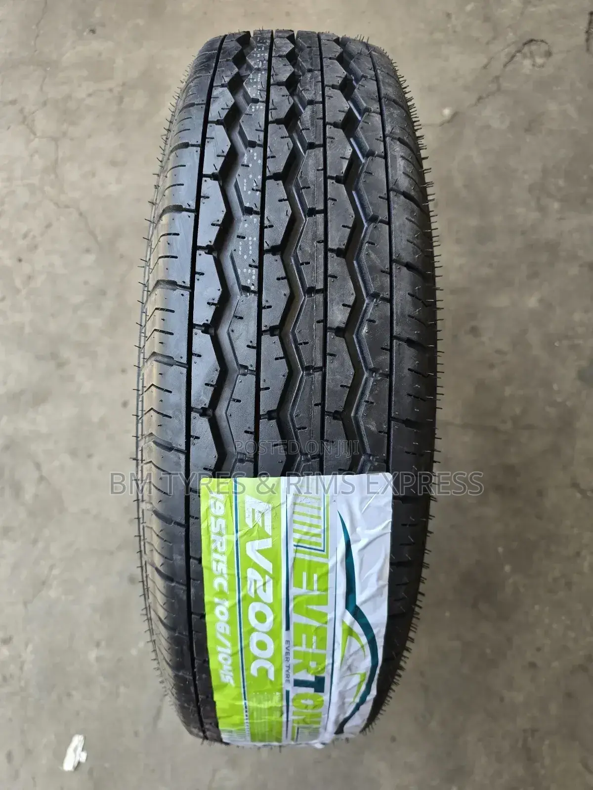 195 R15 Everton Tyres (Commercial)