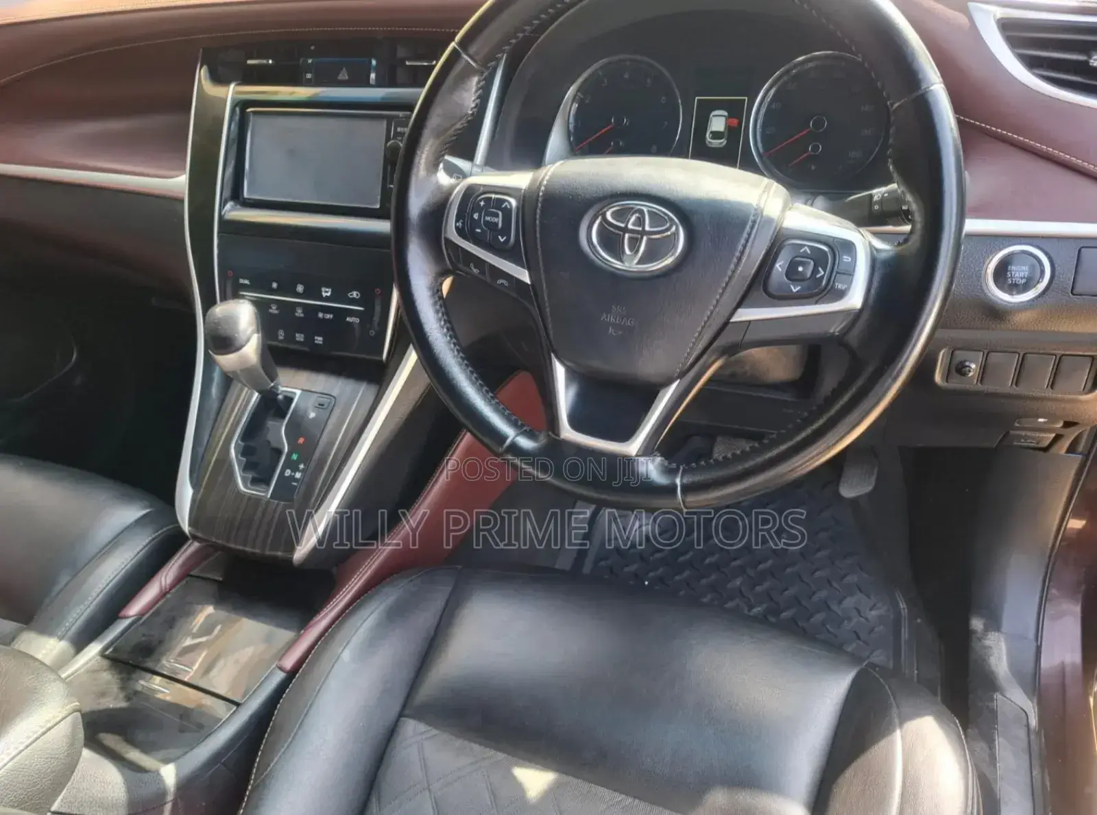 Toyota Harrier 2.0 4WD 2015 Maroon