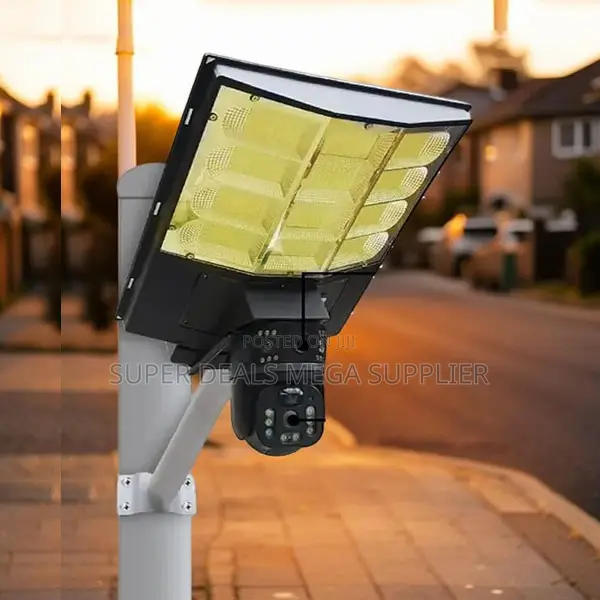Ultra- Low Power 12mp 4g PTZ Multiple Lens Camera Solar Street Light