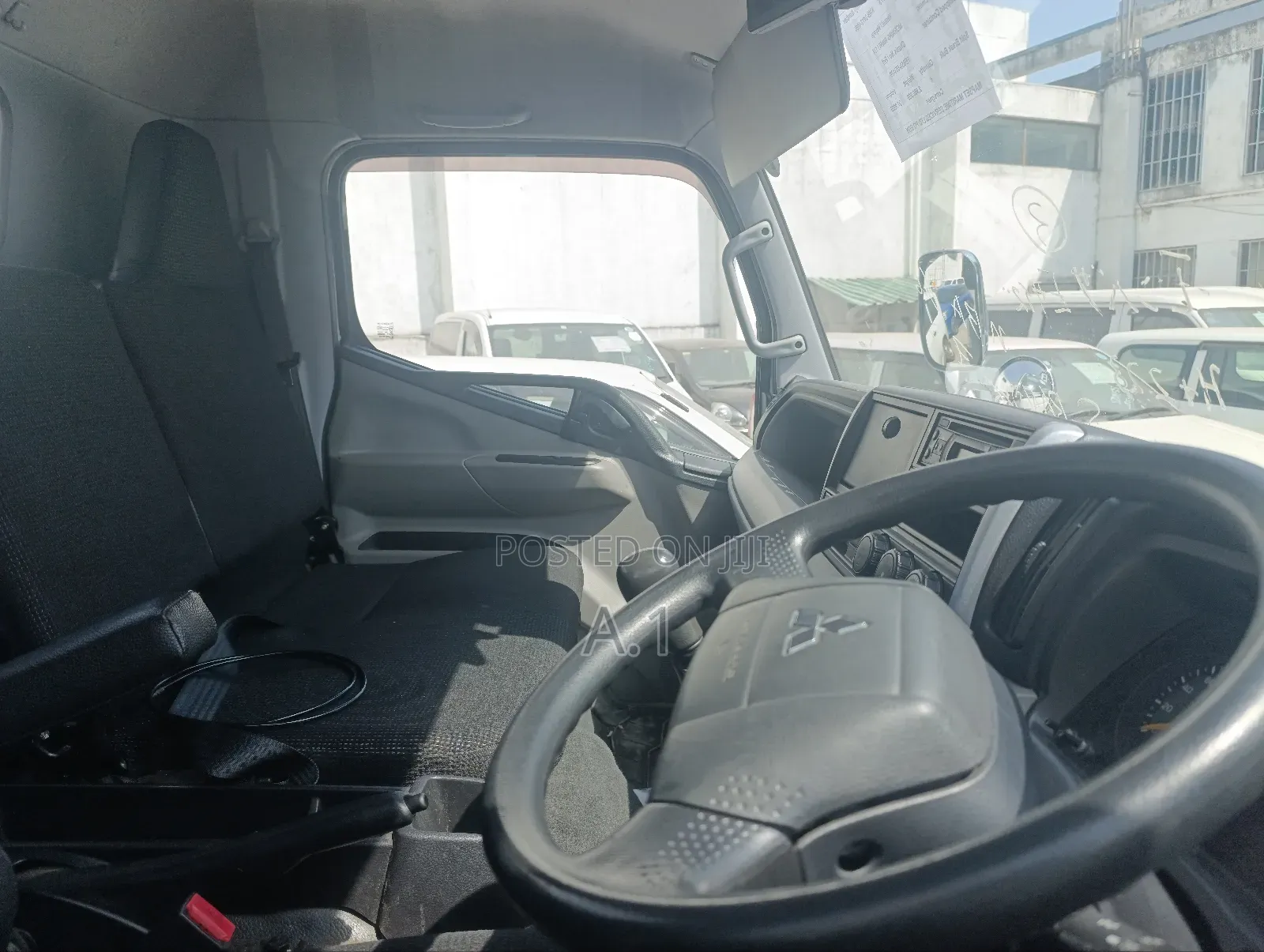 Mitsubishi Fuso Long Chase