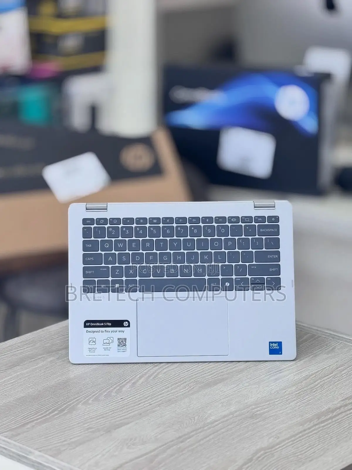 New Laptop HP OmniBook 5 Flip 16GB Intel Core i7 SSD 512GB