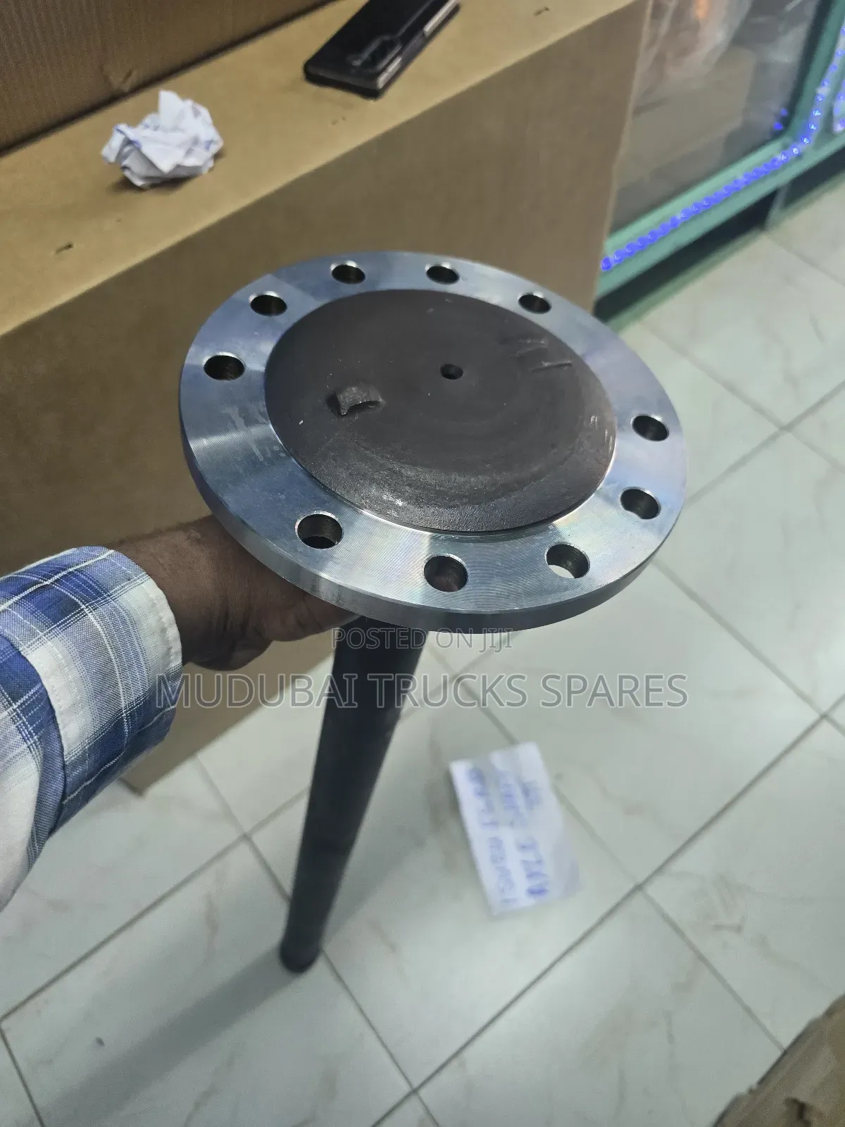 Isuzu Fsr33 Axle Shaft