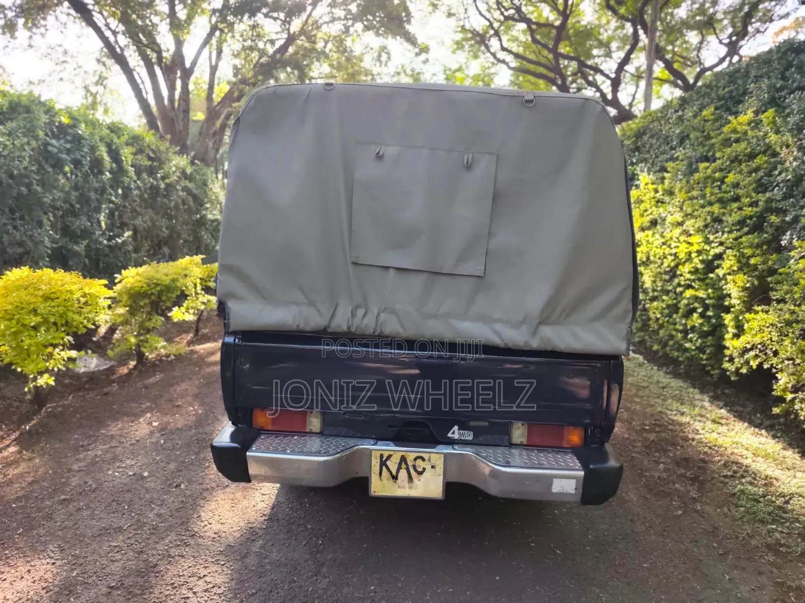 Toyota Land Cruiser 80 Wagon 4.2 D 1993 Blue