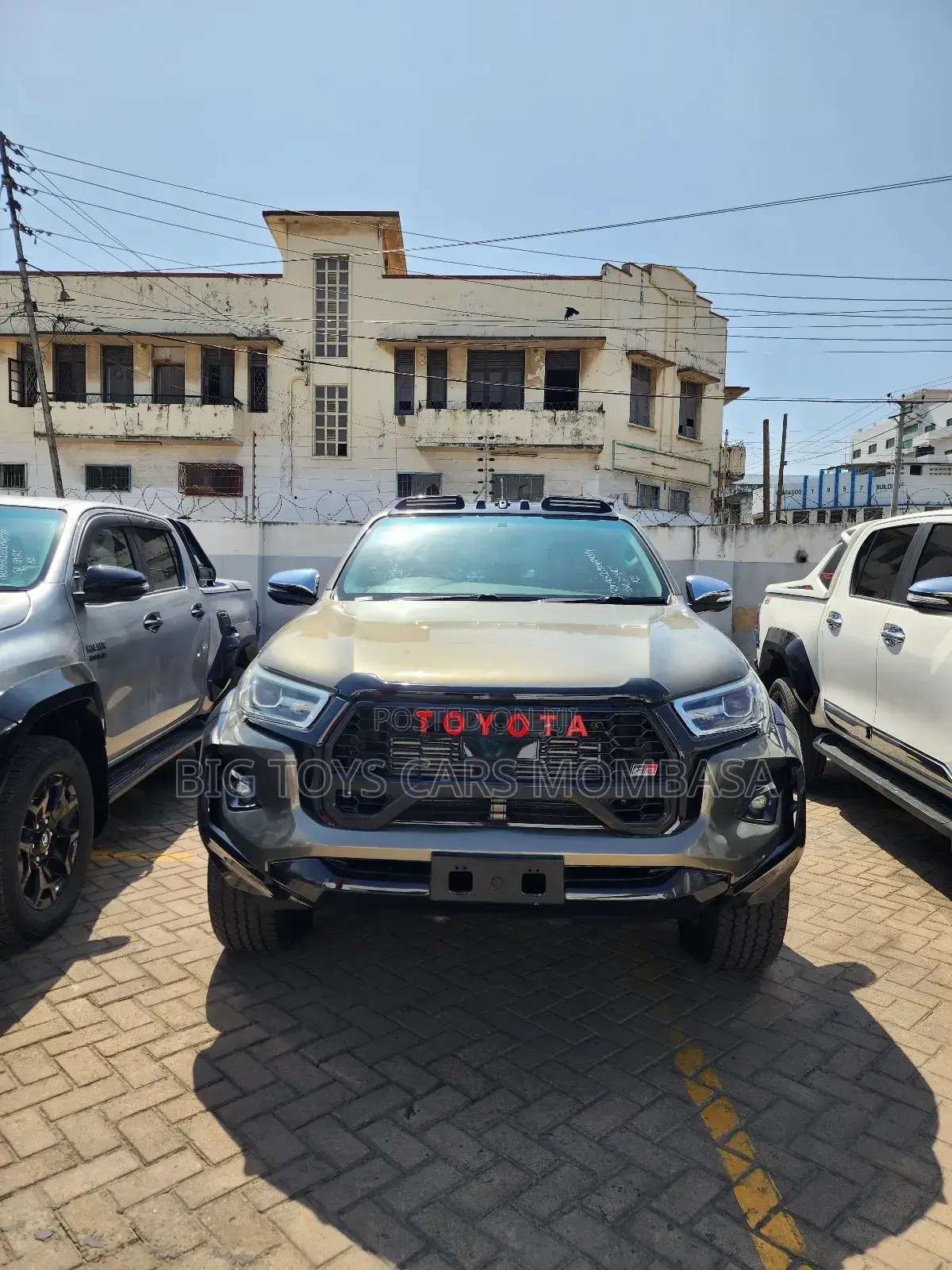 Toyota Hilux Revo Double Cab Deisel 2.8 RWD 2018 Brown