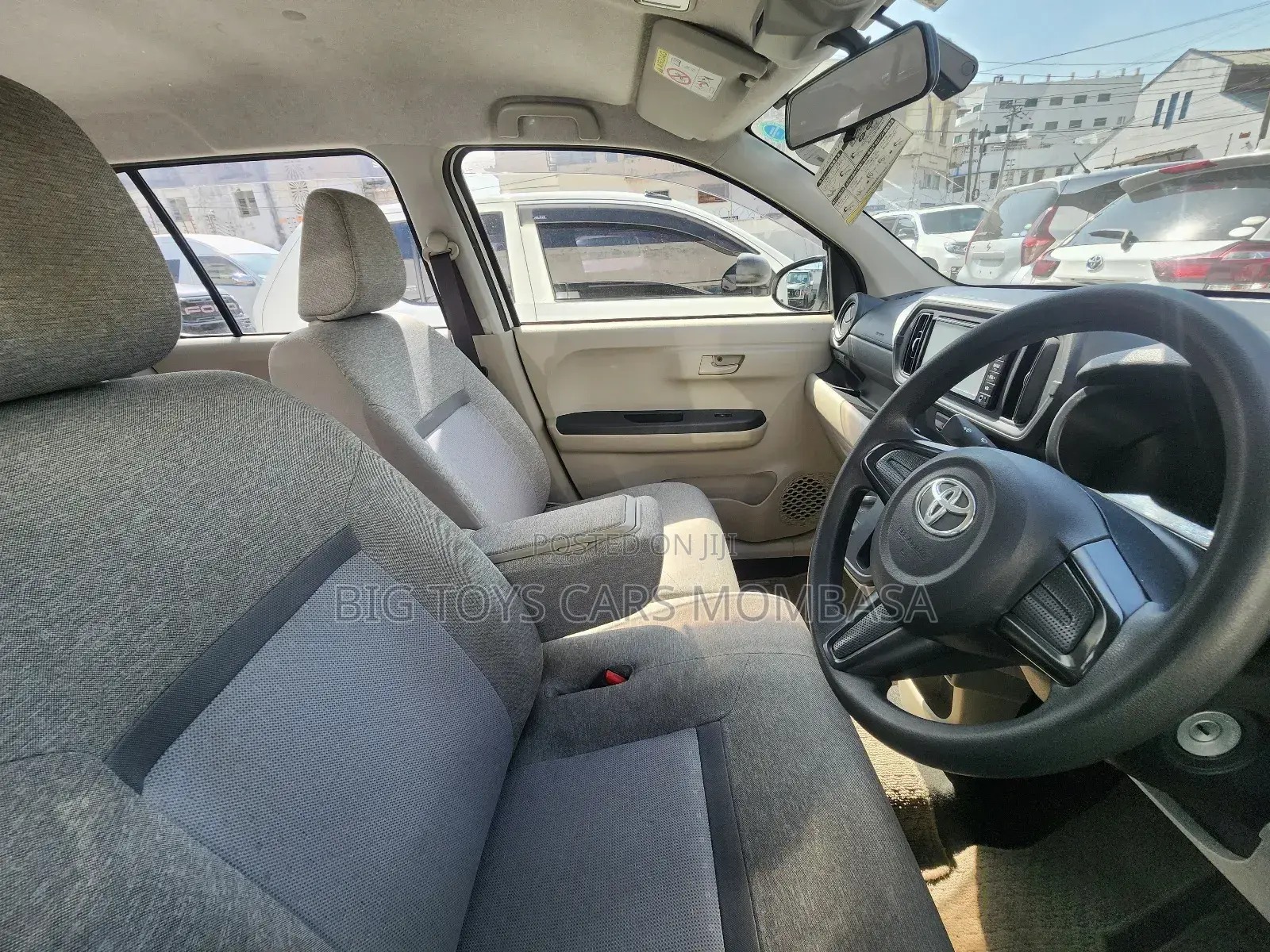 Toyota Passo 2018 White