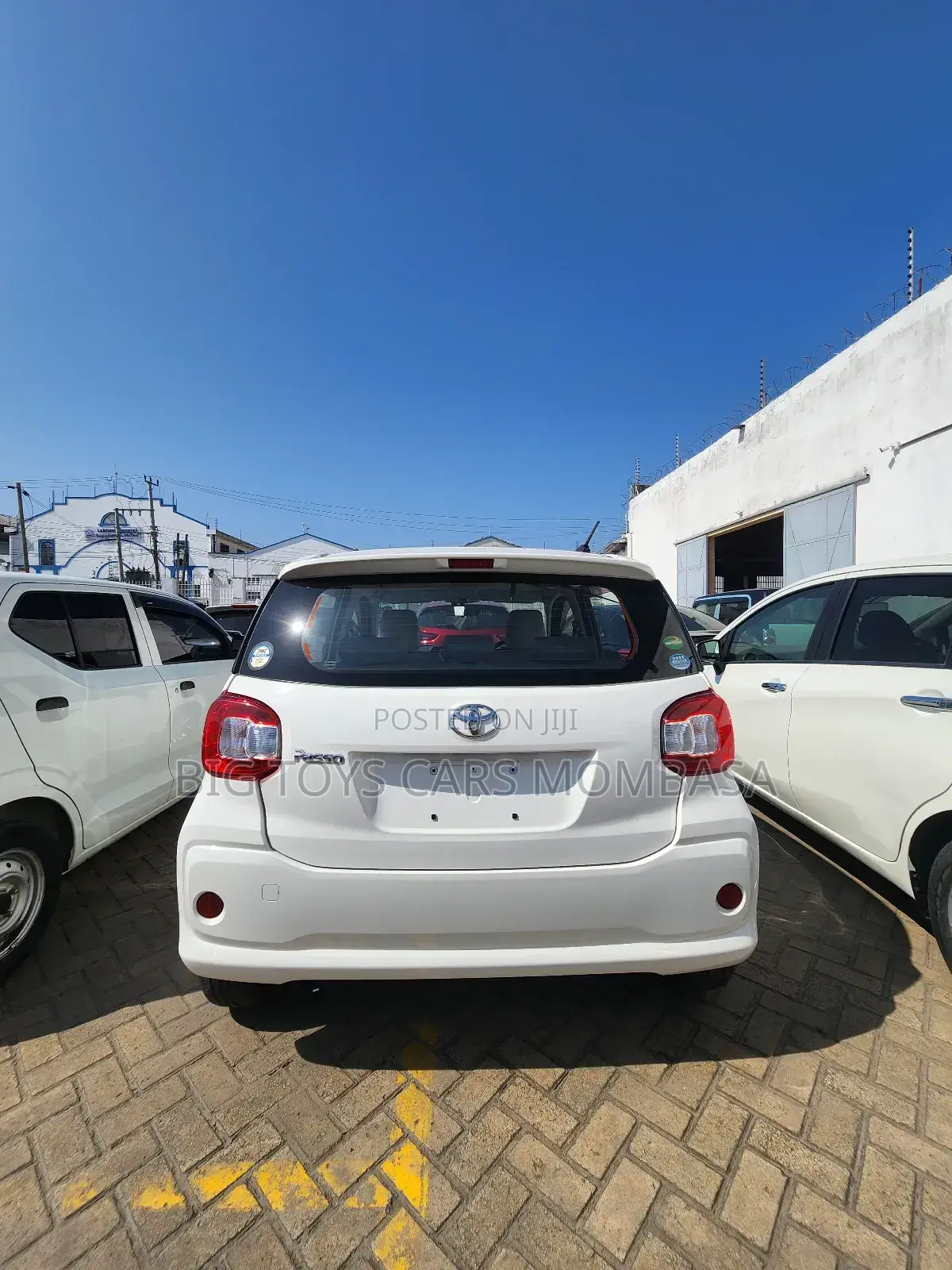 Toyota Passo 2018 White