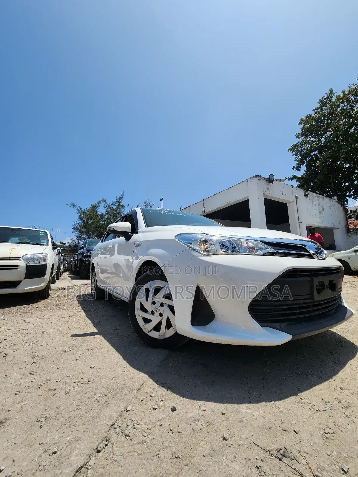 Toyota Axio 1.5 Hybrid 2WD 2018 White