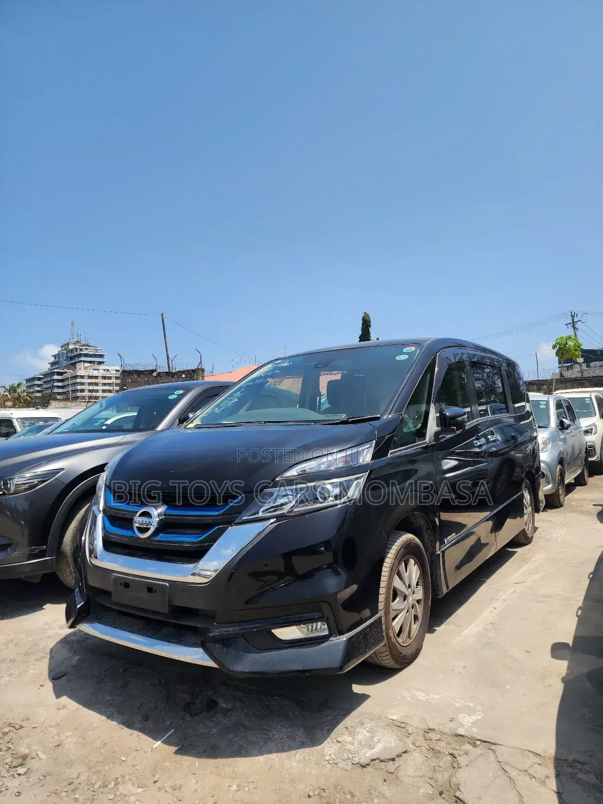 Nissan Serena 2018 Black