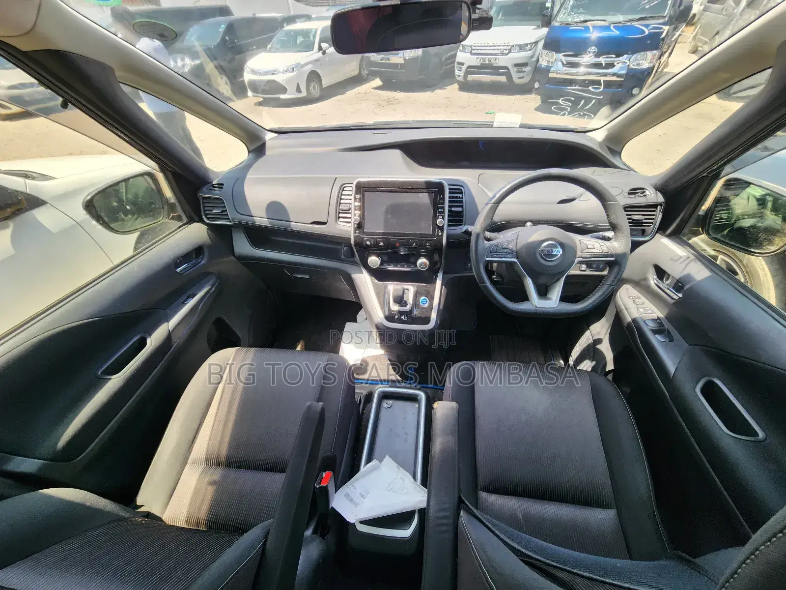 Nissan Serena 2018 Black