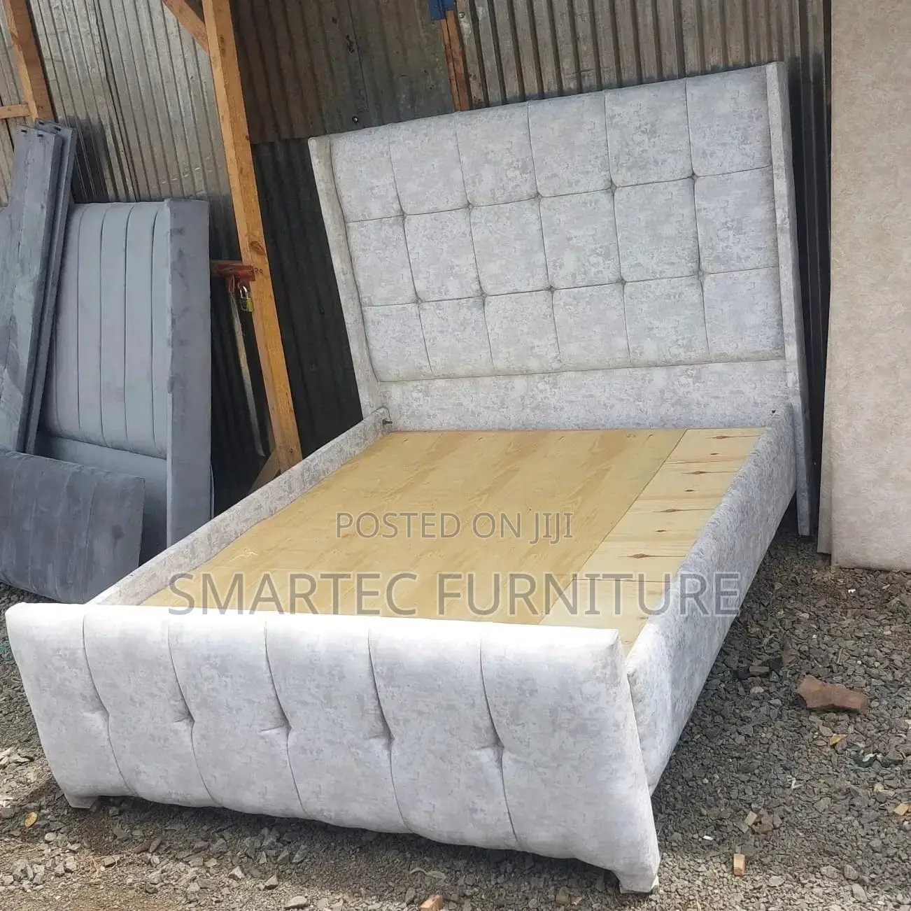 Ample Visual 5 by 6 Bed