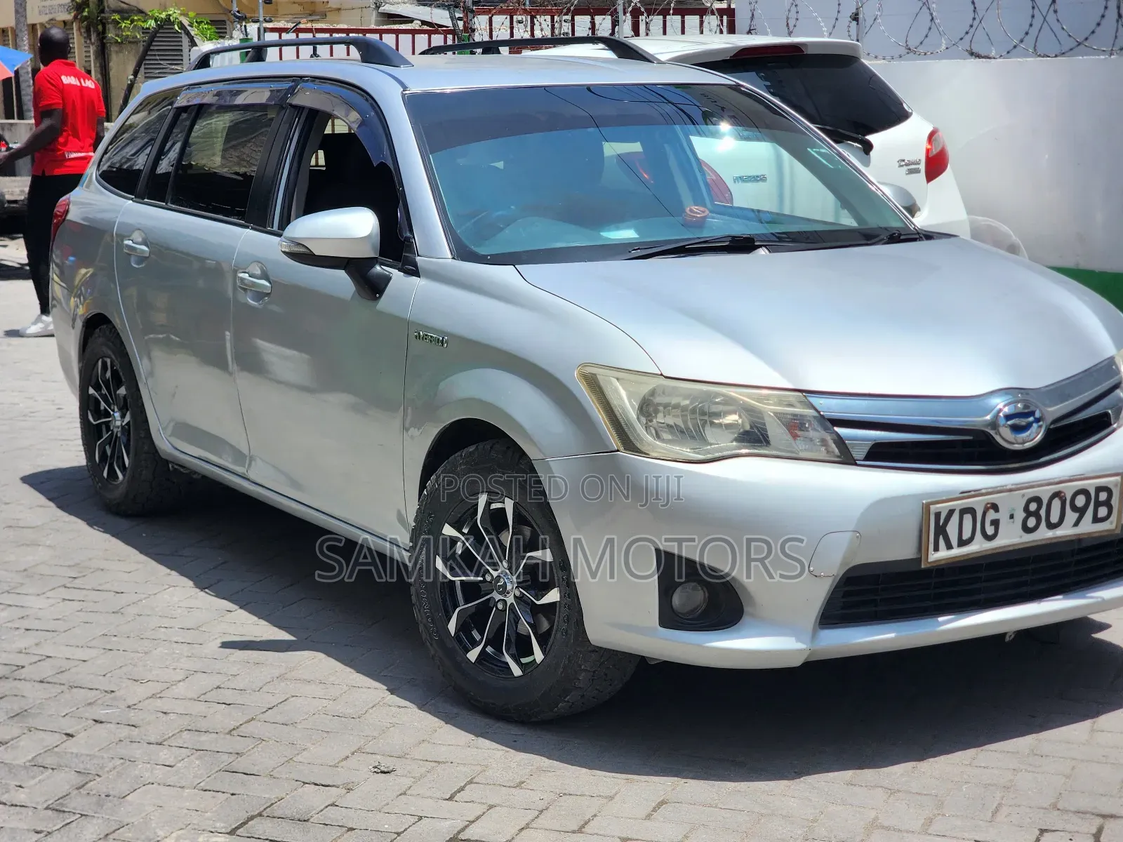 Toyota Corolla Fielder 2014 Silver
