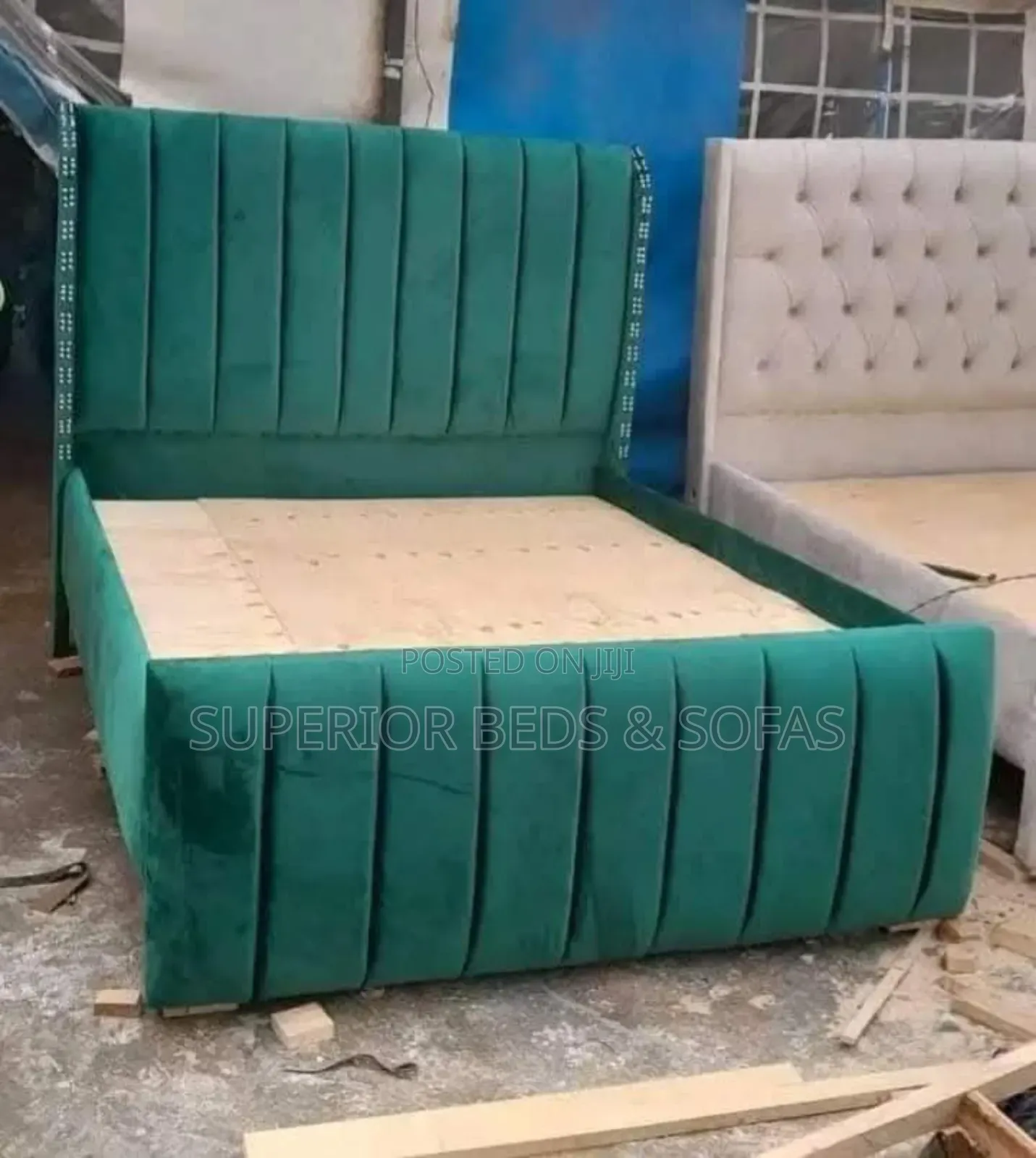 Green Velvet Bed Size 5 by 6