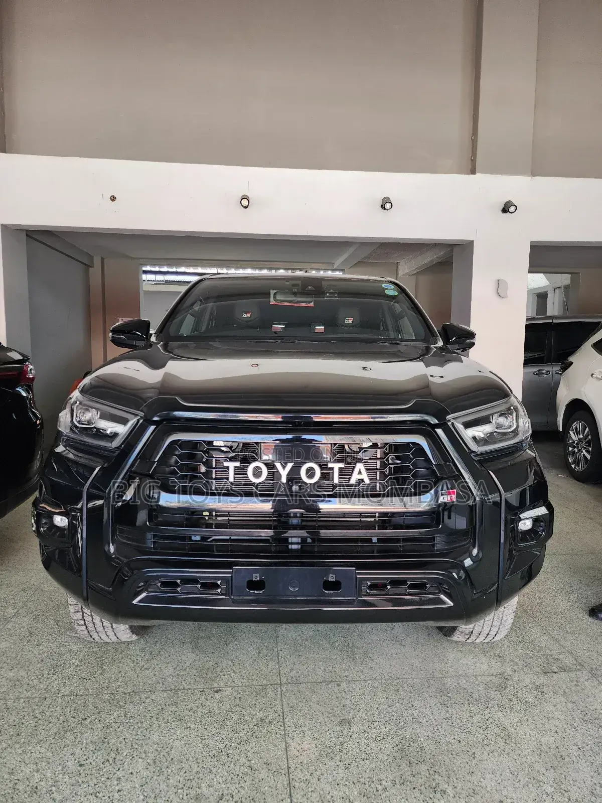 Toyota Hilux Revo Double Cab Deisel 2.4 AWD 2022 Black