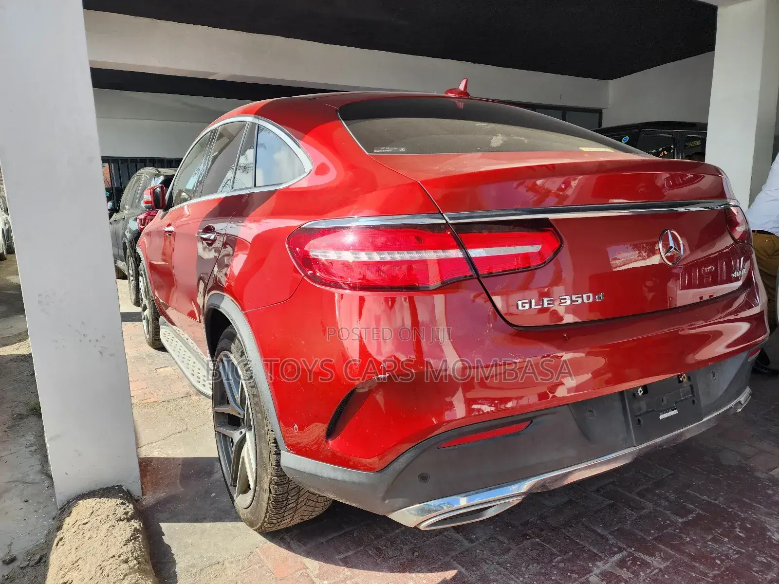 Mercedes-Benz GLE-Class 2019 Maroon