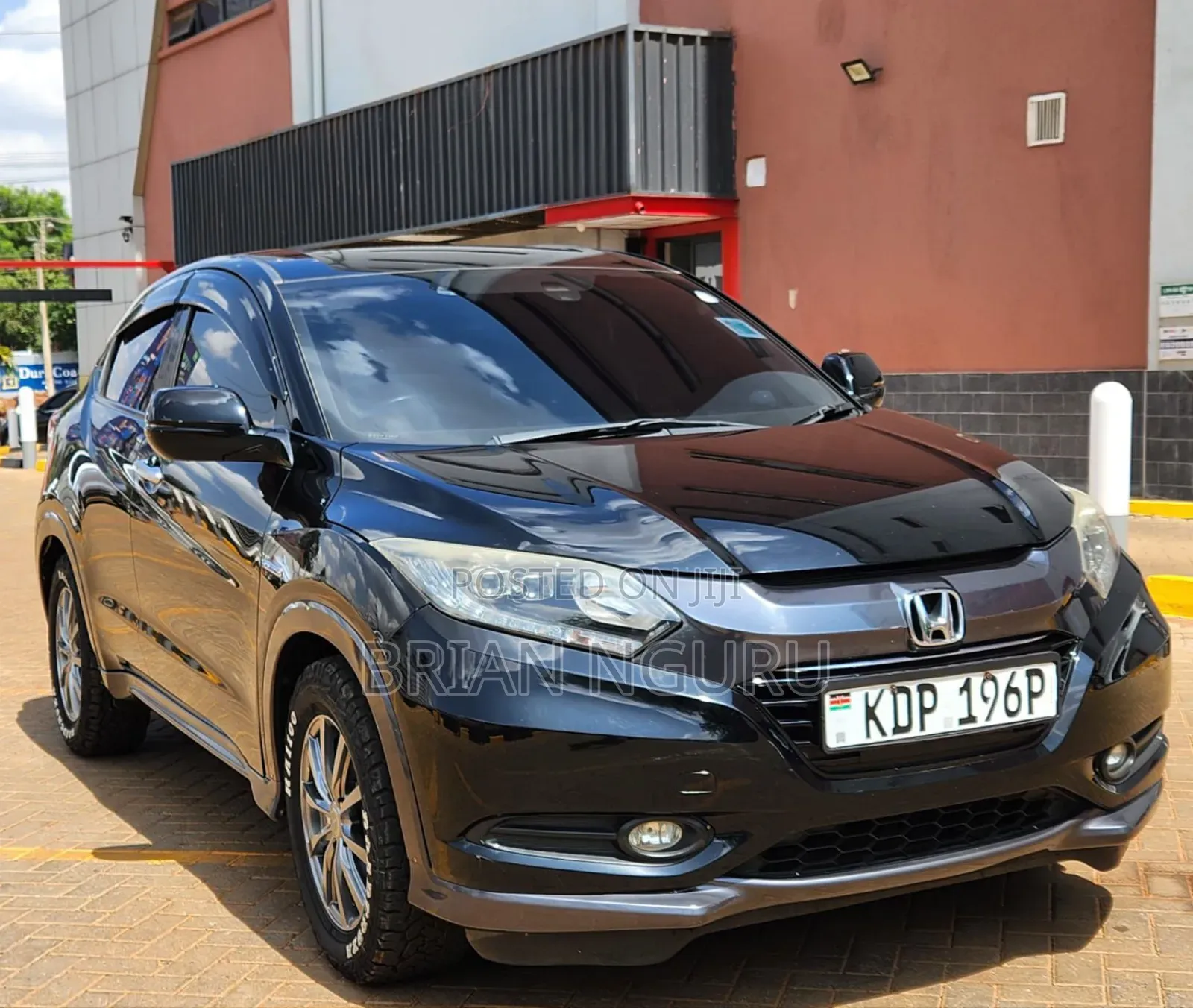 Honda Vezel 1.5 Hybrid 2WD 2016 Black