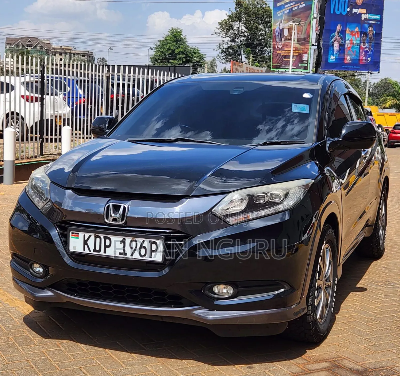Honda Vezel 1.5 Hybrid 2WD 2016 Black