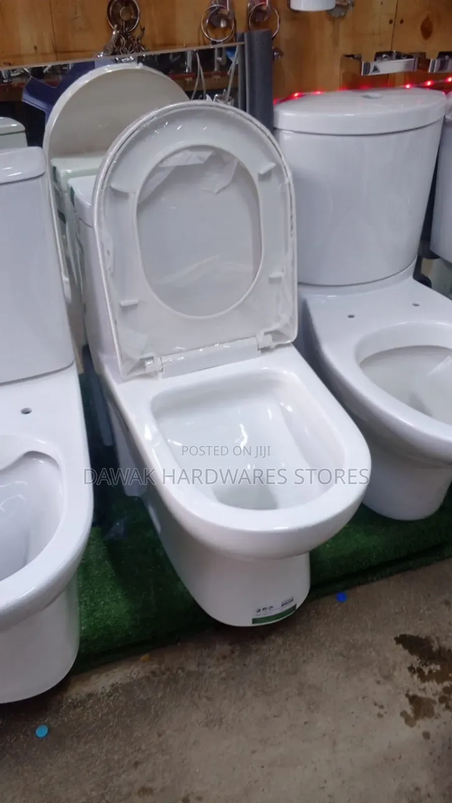 One Body Close Couple Toilet
