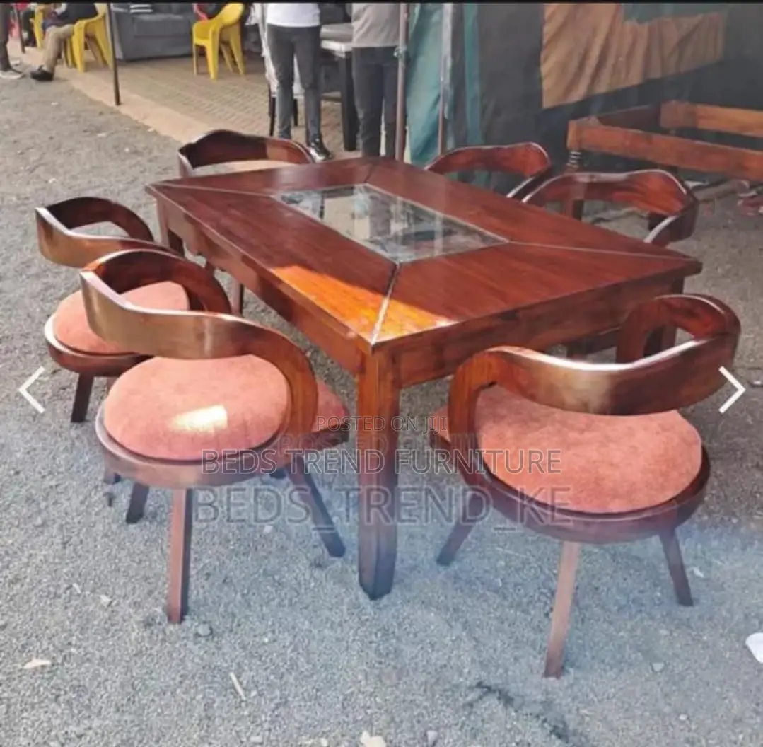 Wooden Clumsy 6 Seater Dining Set