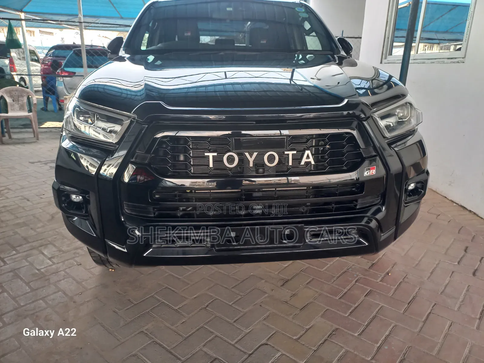 Toyota Hilux 2024 Black