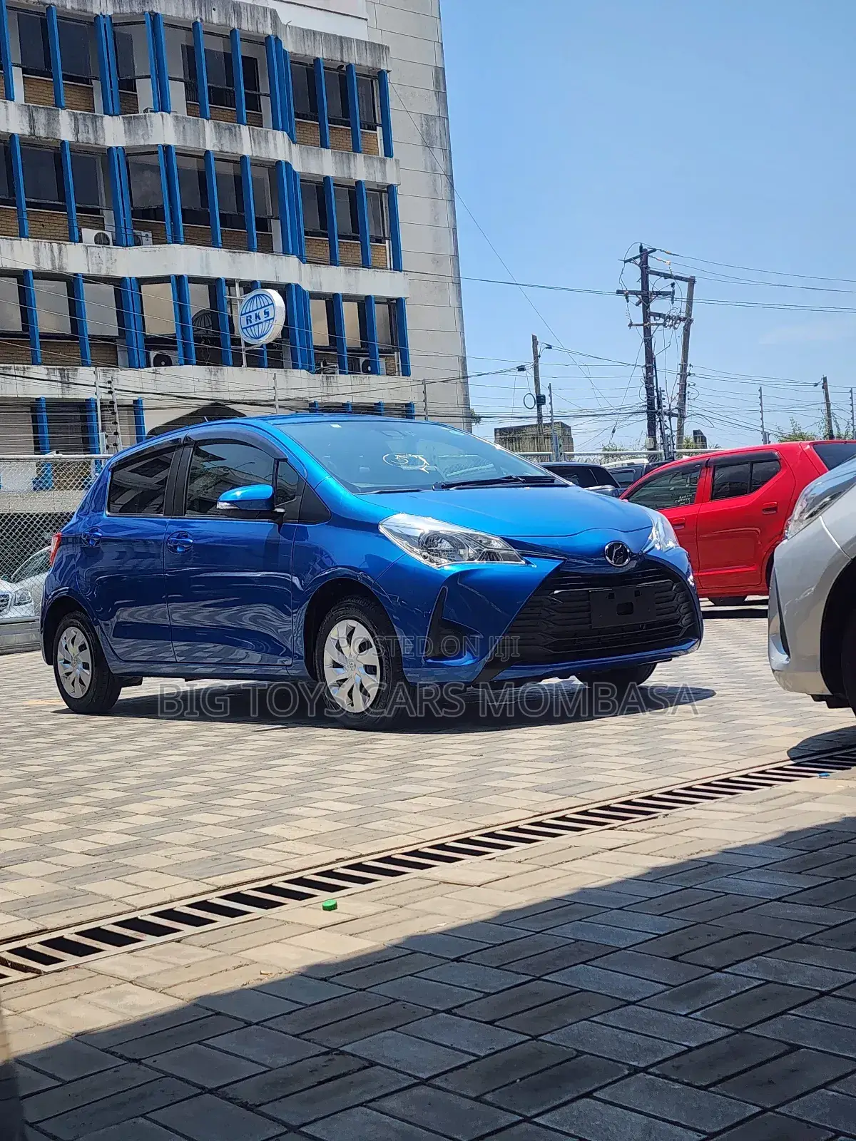 Toyota Vitz 2018 Blue