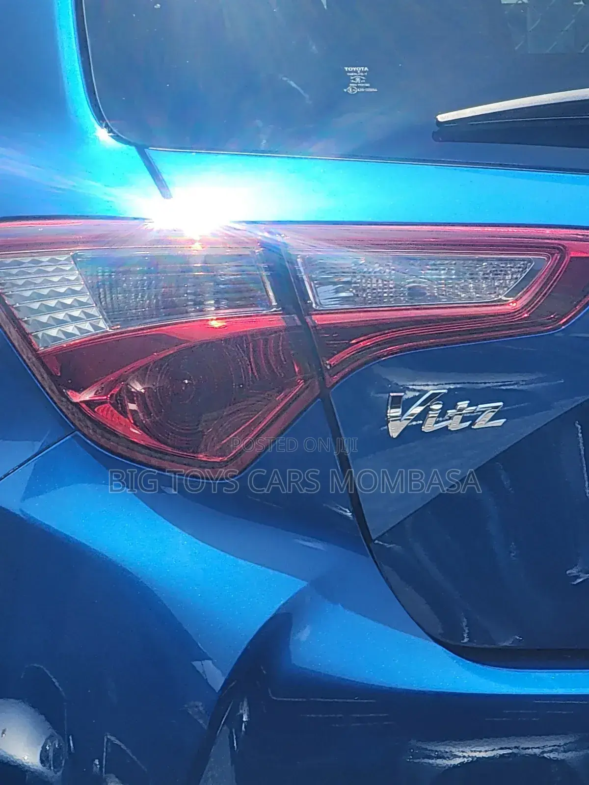 Toyota Vitz 2018 Blue