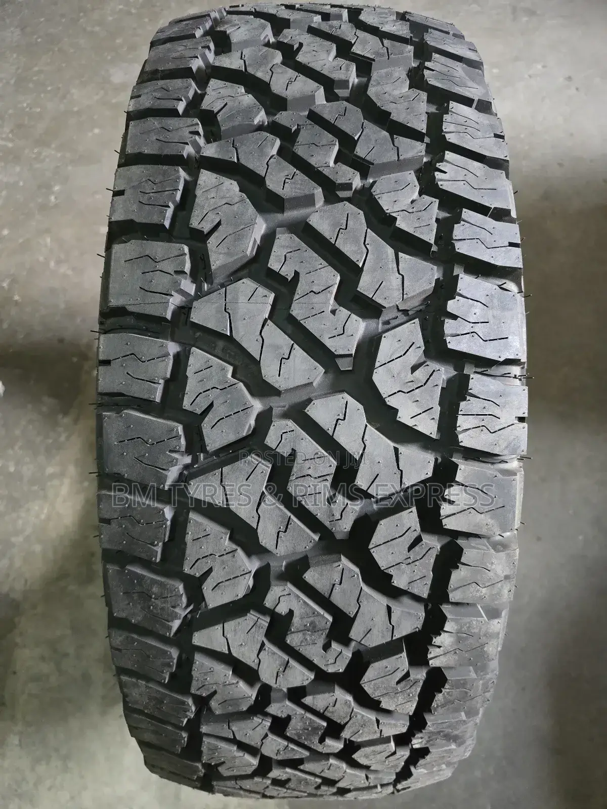 285 /70 R17 Fortune Tyres (A/T) All Terrein.