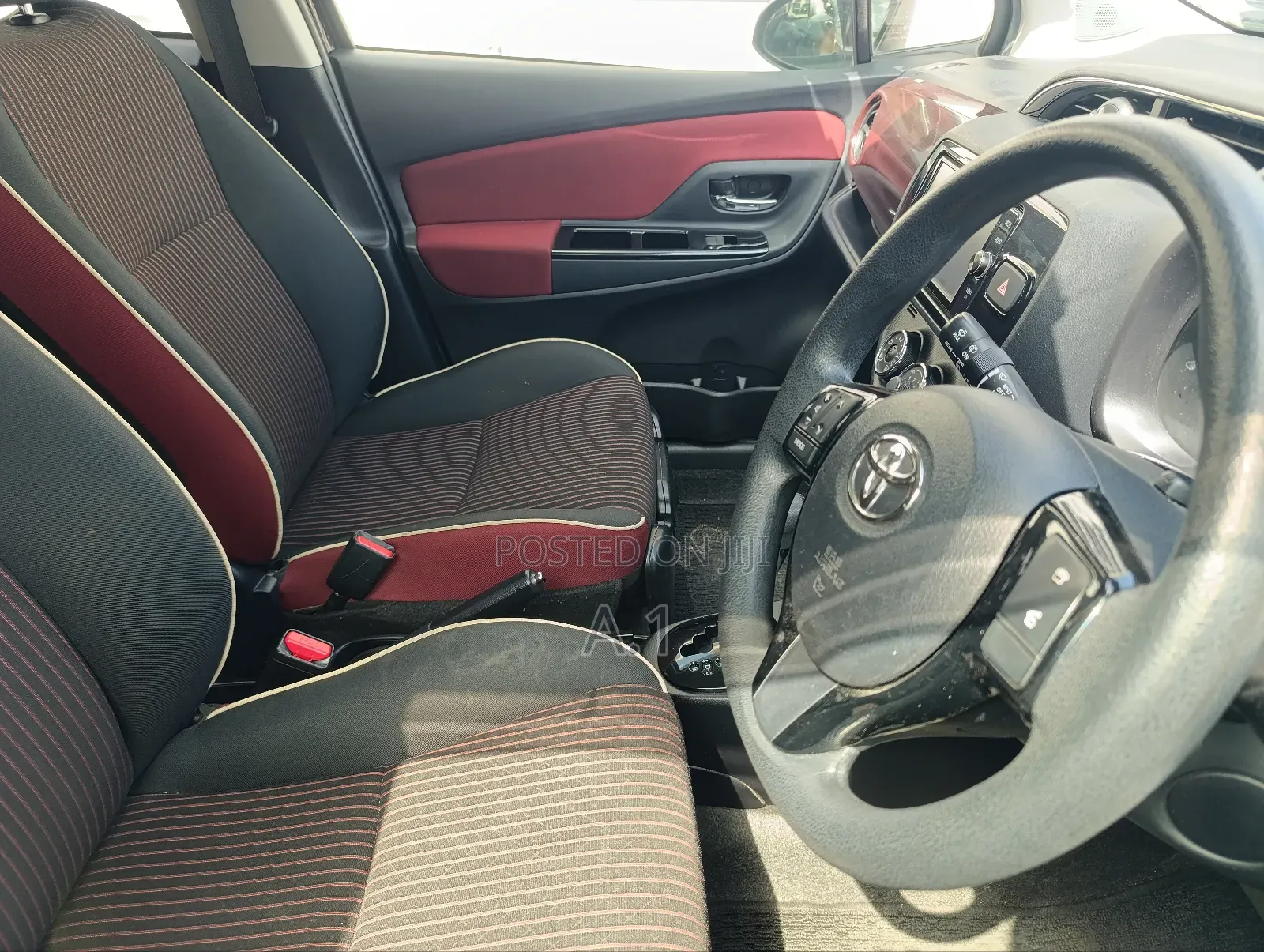 Toyota Vitz 2018 Purple