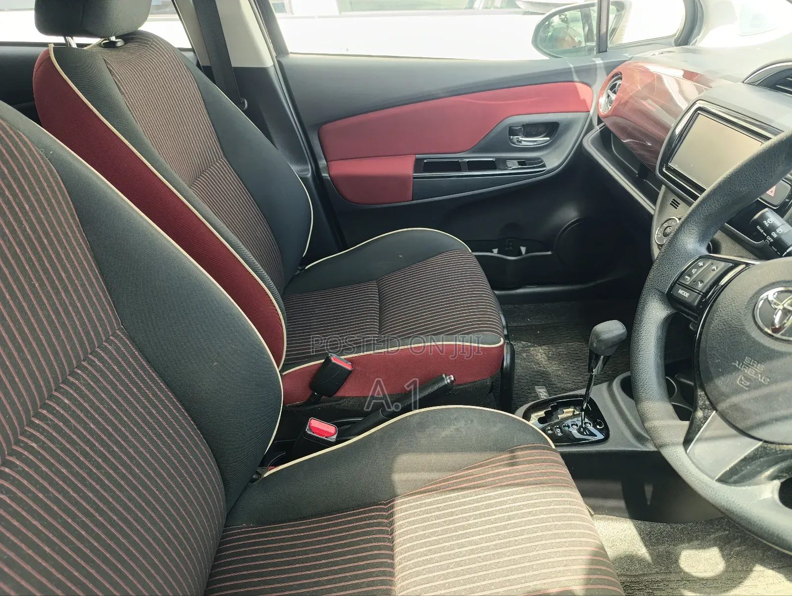 Toyota Vitz 2018 Purple