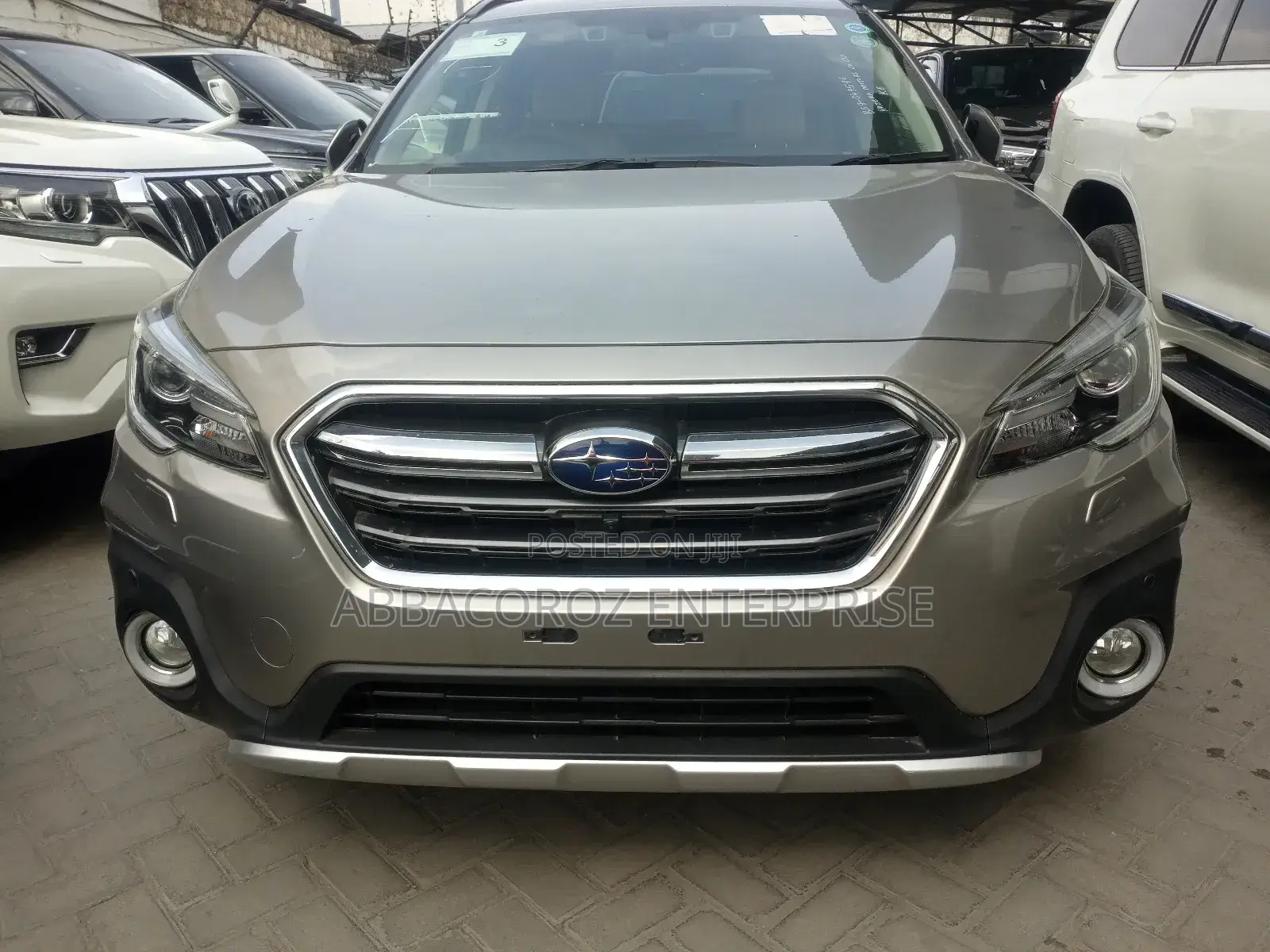 Subaru Outback 2018 Silver