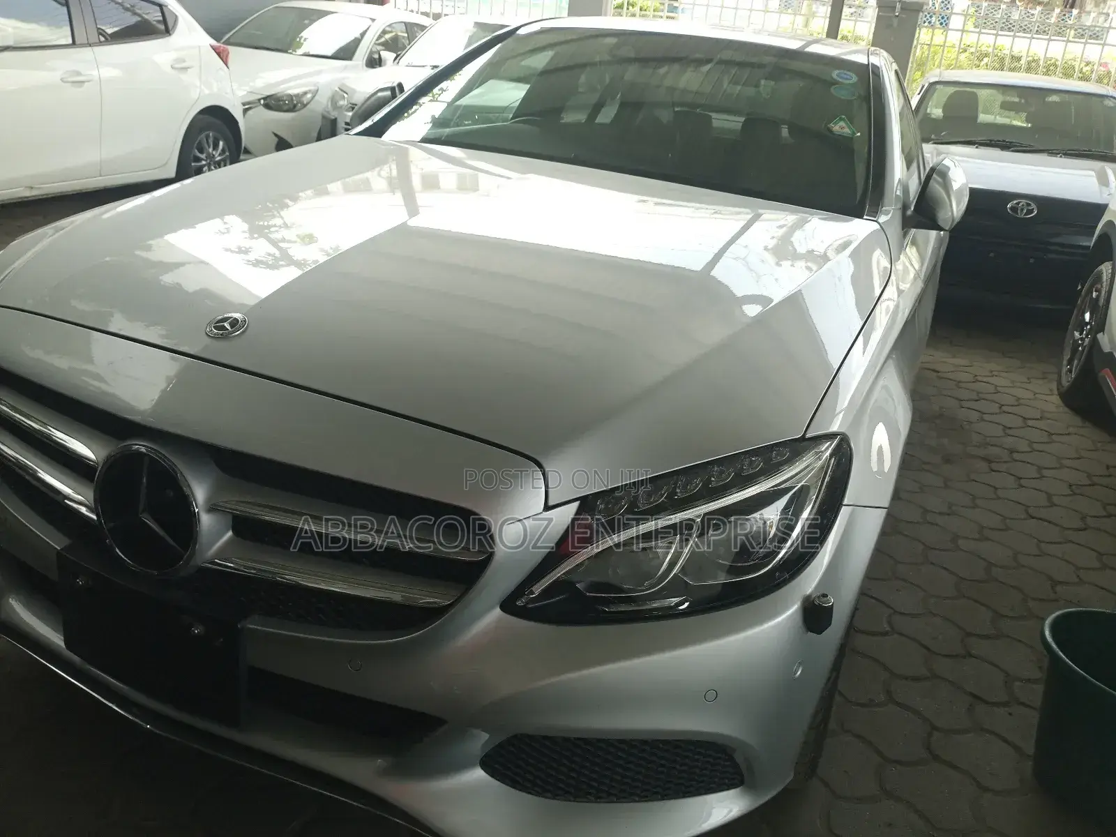 Mercedes-Benz C200 2018 Gray
