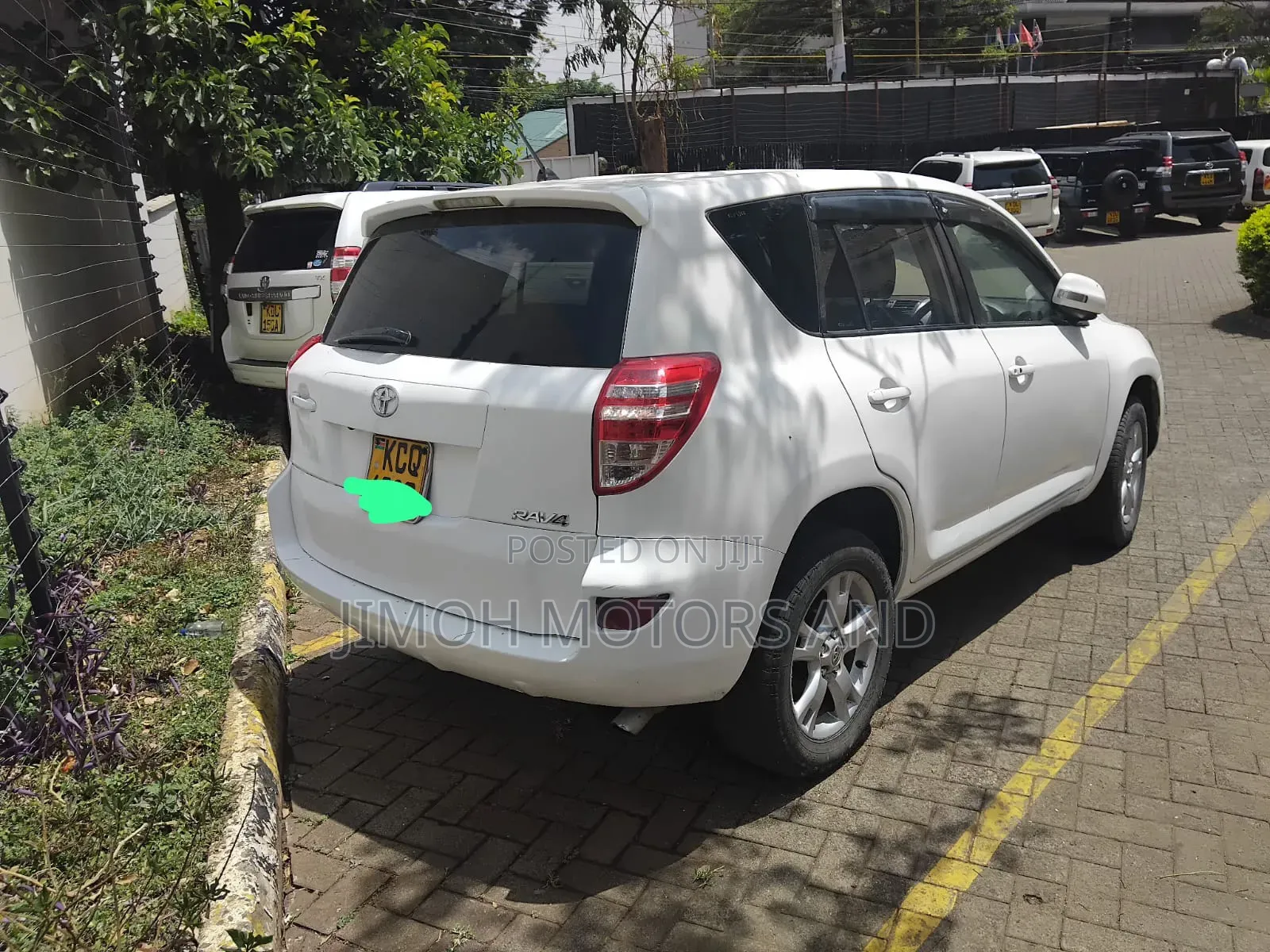 Toyota RAV4 2012 White