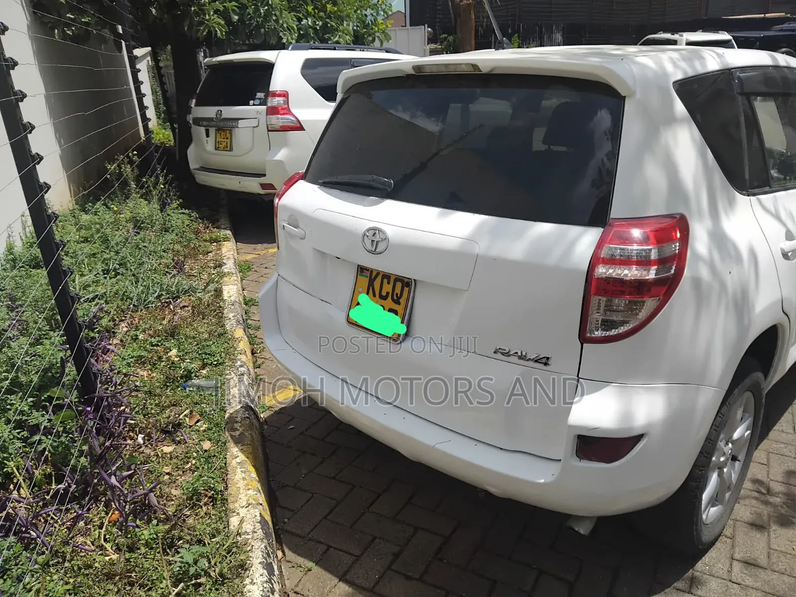 Toyota RAV4 2012 White