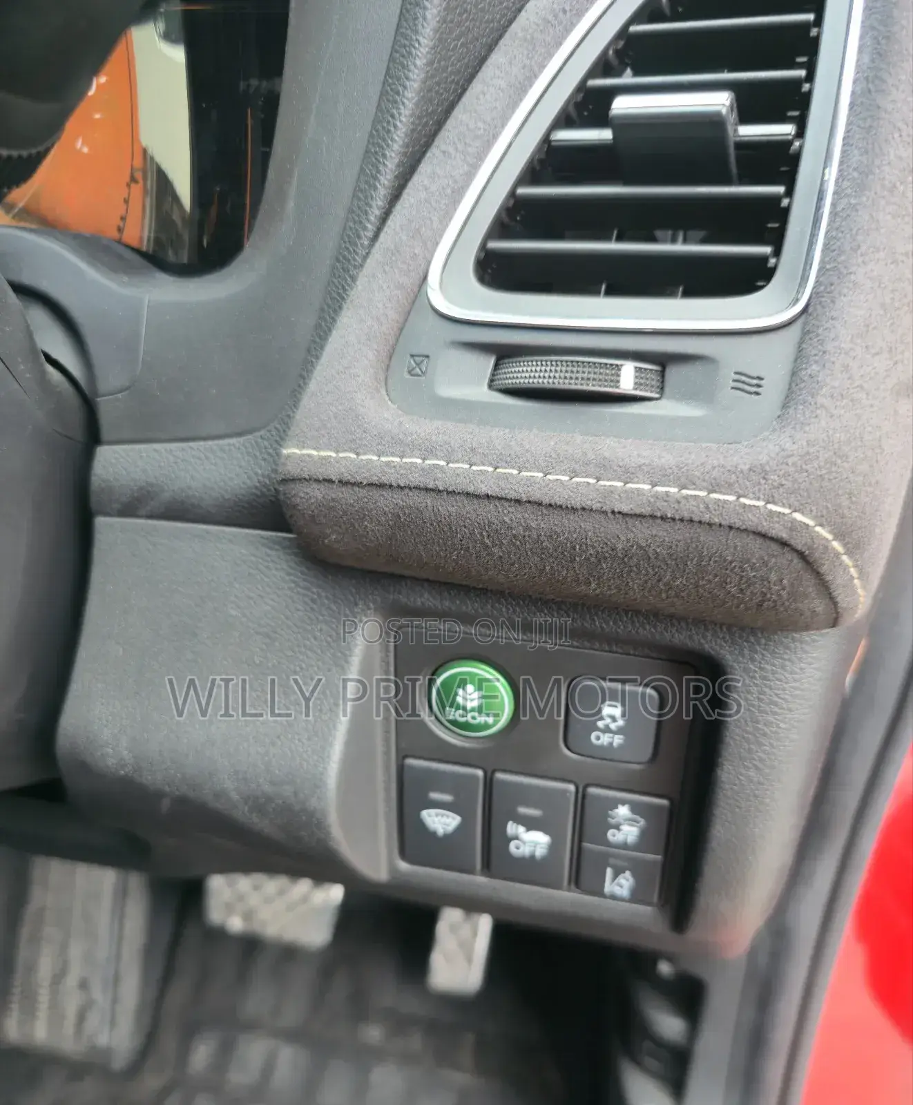 Honda Vezel 1.5 Hybrid 2WD 2019 Red