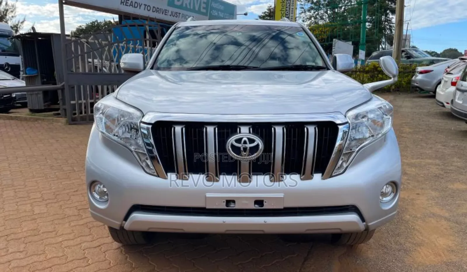 Toyota Land Cruiser 2016 Silver