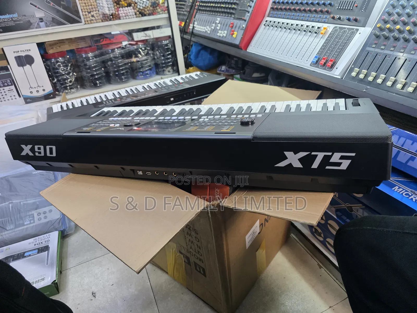 Angelete X-90 61 Keys Rechargeable Portable Keyboard