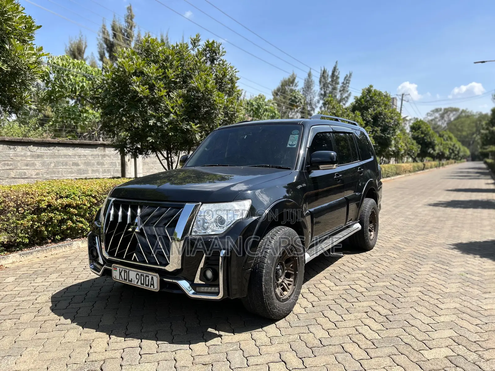 Mitsubishi Pajero V90 3.2 DI-D GL 2015 Black