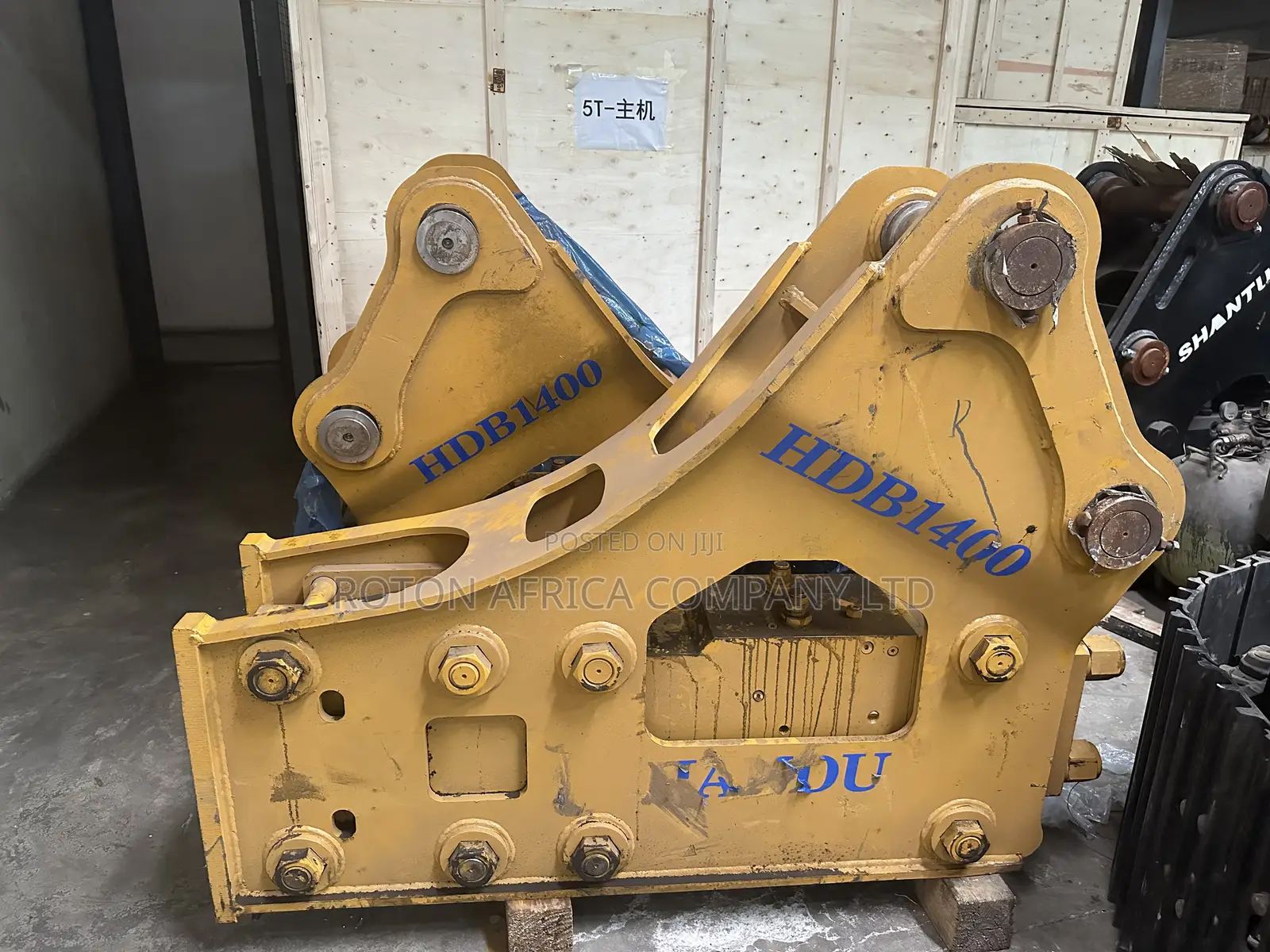 Brand New Breaker Hammer for Excavator (19tons-27tons)Stock in Nairobi