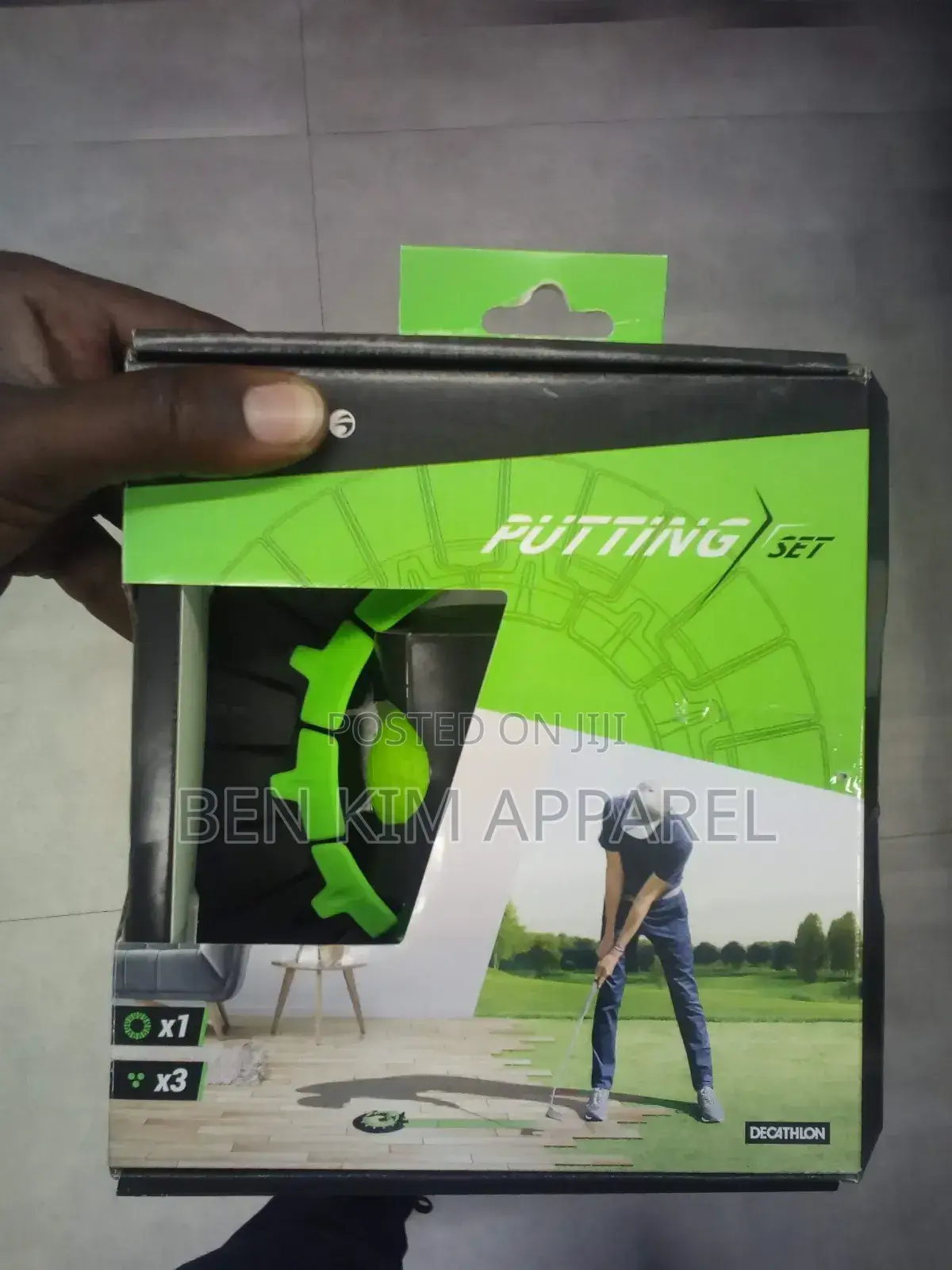 Hard Surface Home, Office Golf Putting Set 3 Foam Balls and Target