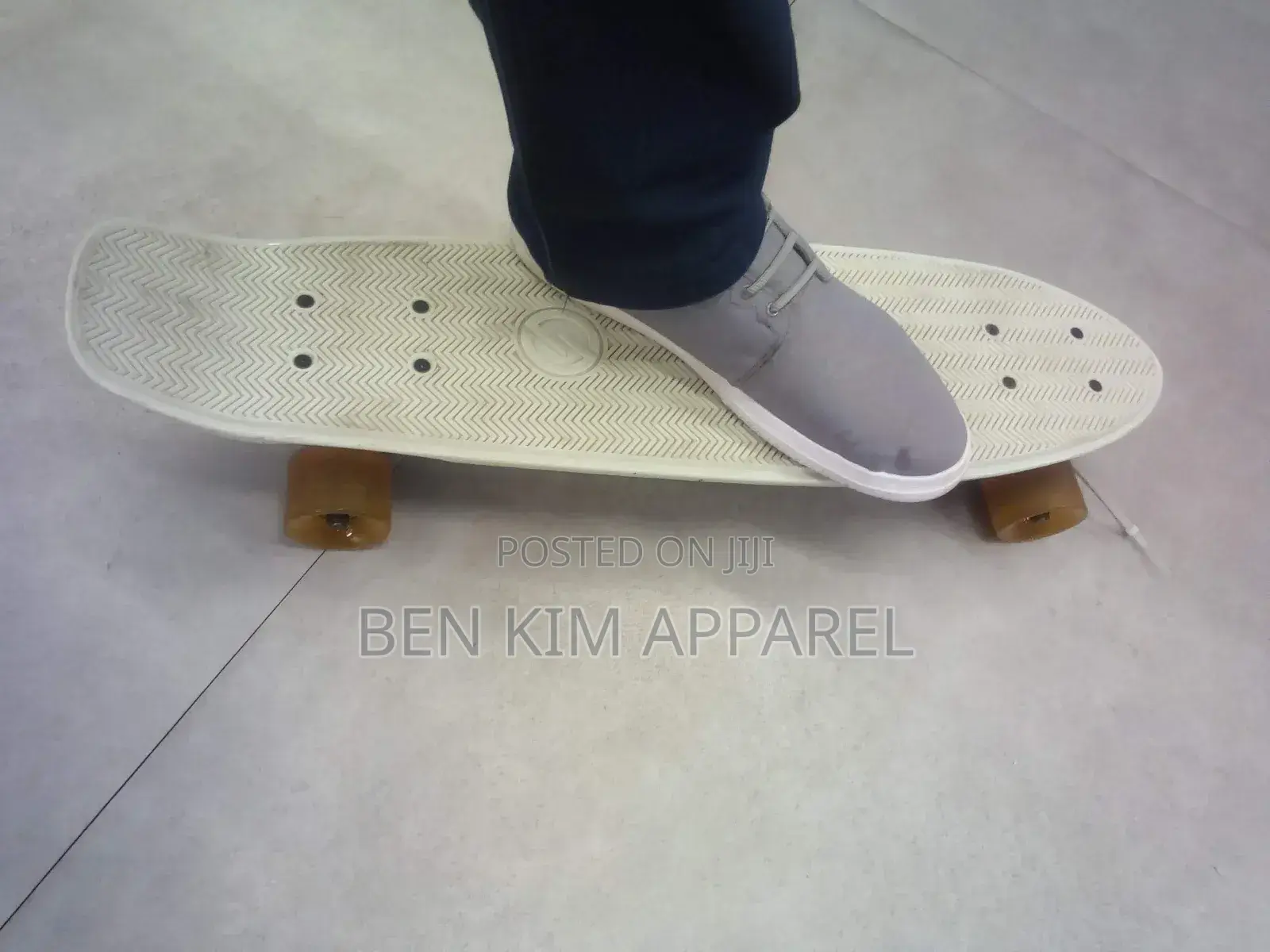 2.5kgs Cruiser Skateboard Board Abec 7 Bearings 59mm Wheels Wide Deck