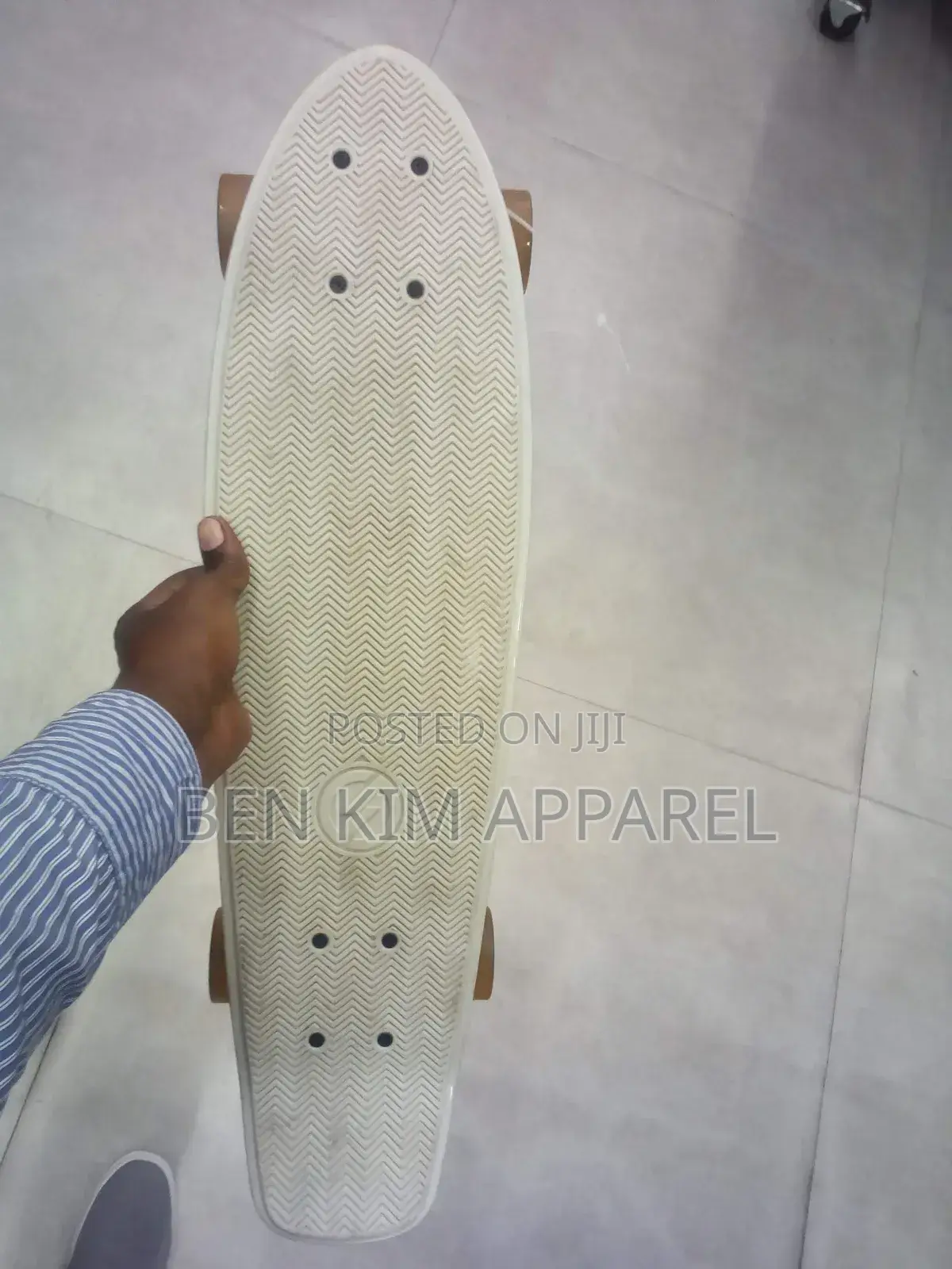 2.5kgs Cruiser Skateboard Board Abec 7 Bearings 59mm Wheels Wide Deck