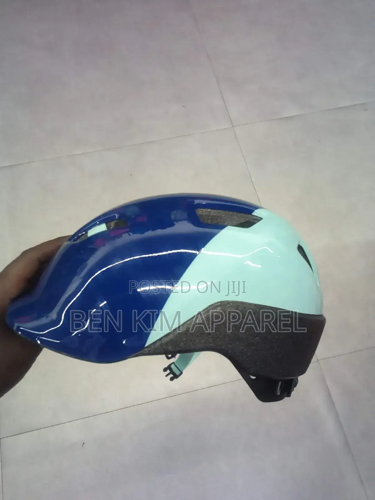 6 Vents Kids Bike Helmet Blue 48cms to 56cms S and Xs Adjustable Fit