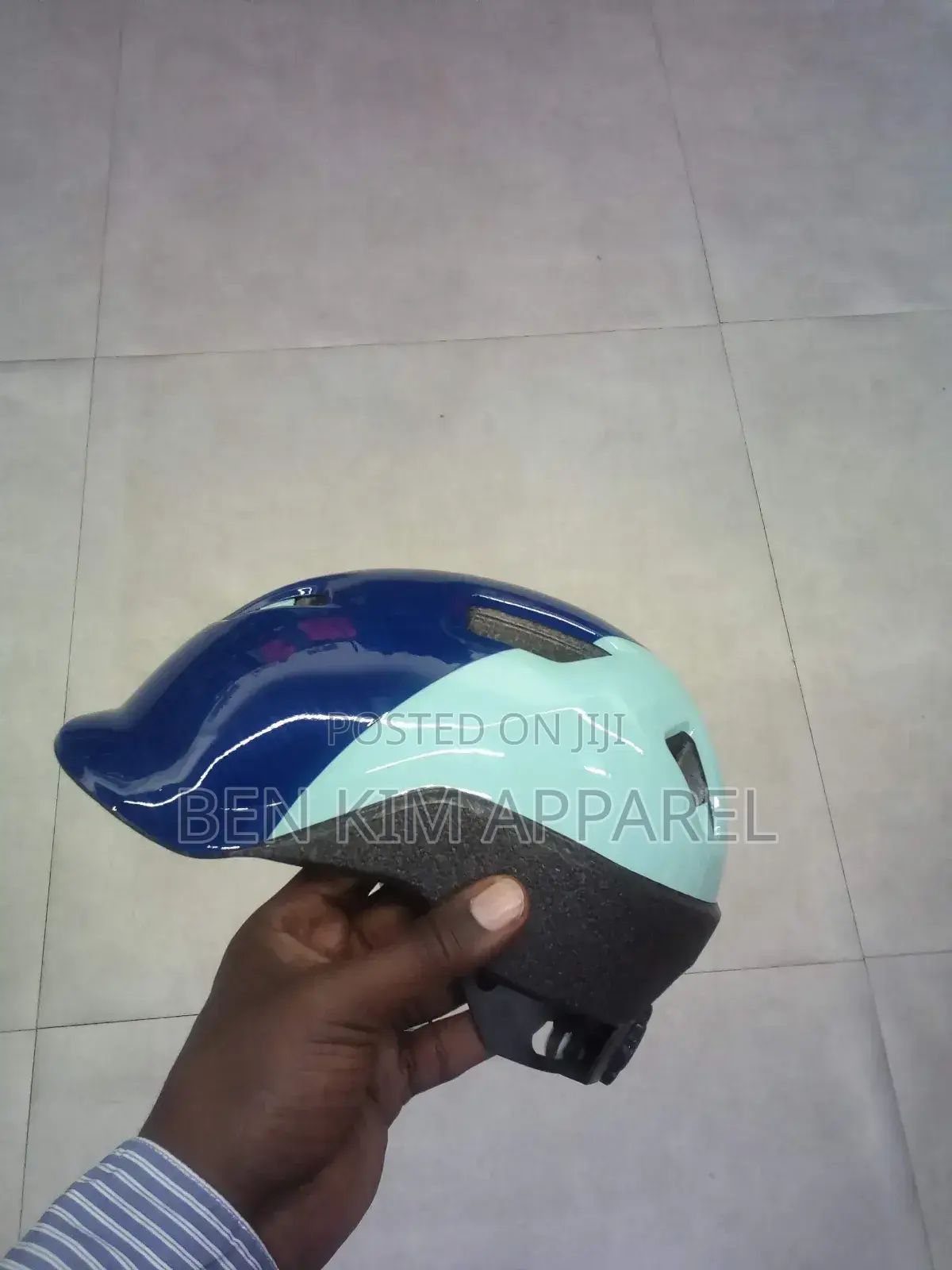 6 Vents Kids Bike Helmet Blue 48cms to 56cms S and Xs Adjustable Fit