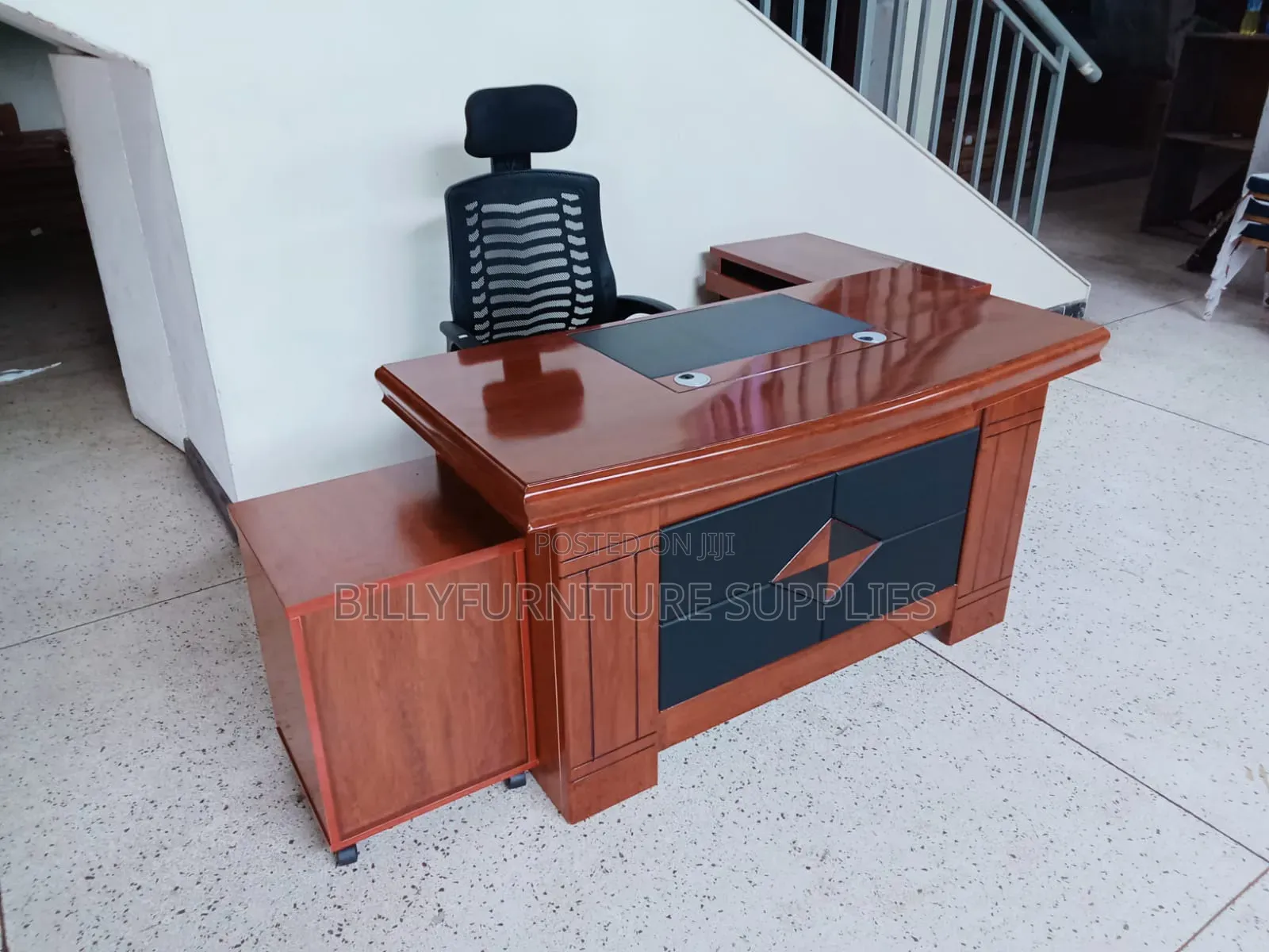 1.4m Mahogany With Side Extension