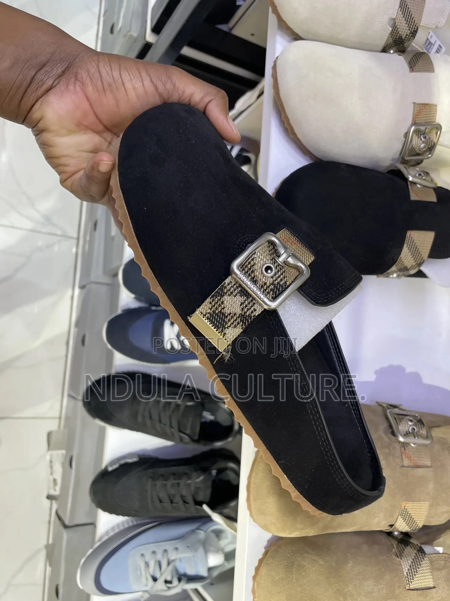 Burberry Urchin Clogs