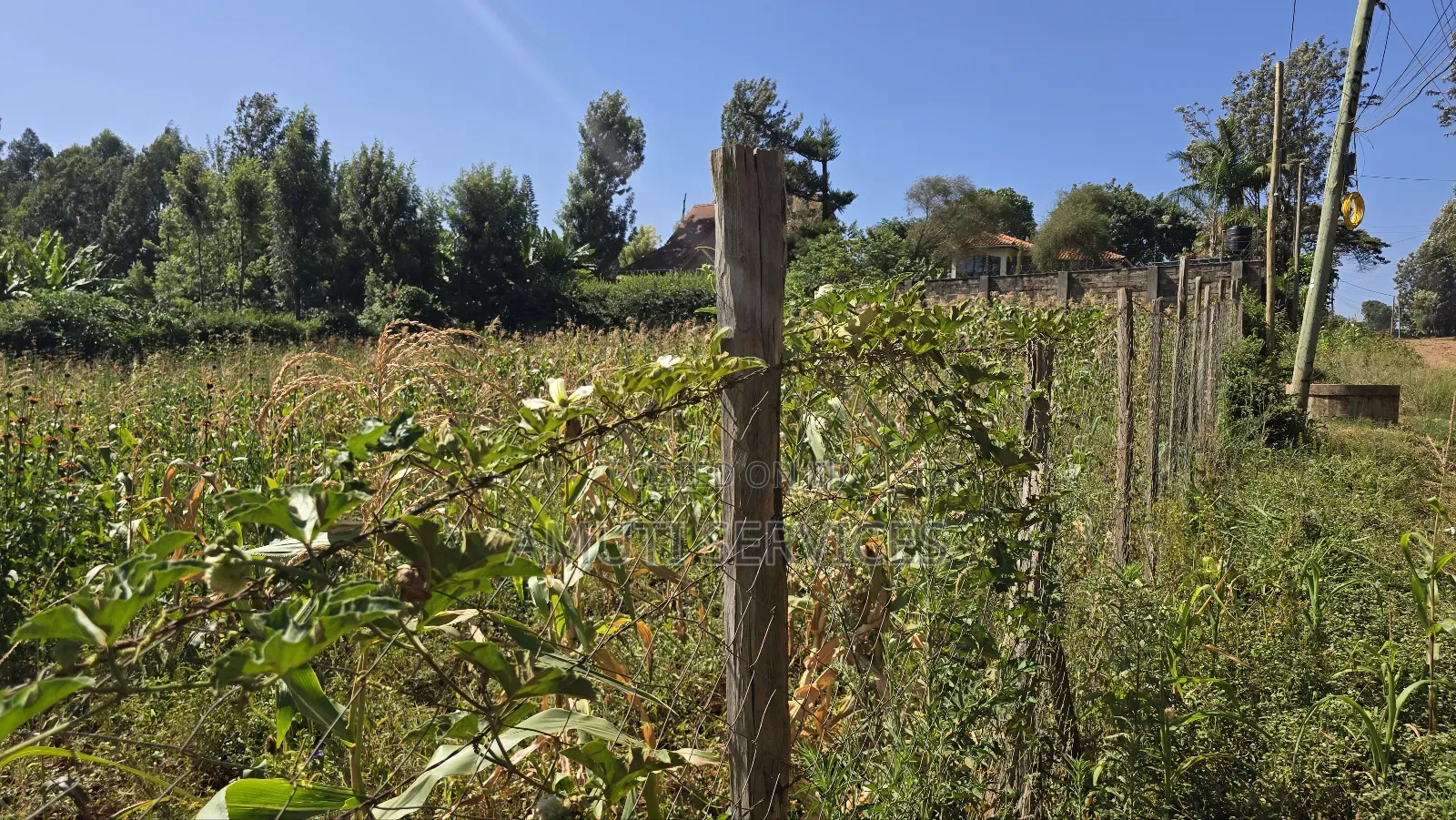 Thindigua: Kiambu Rd. 3/4acre for Sale